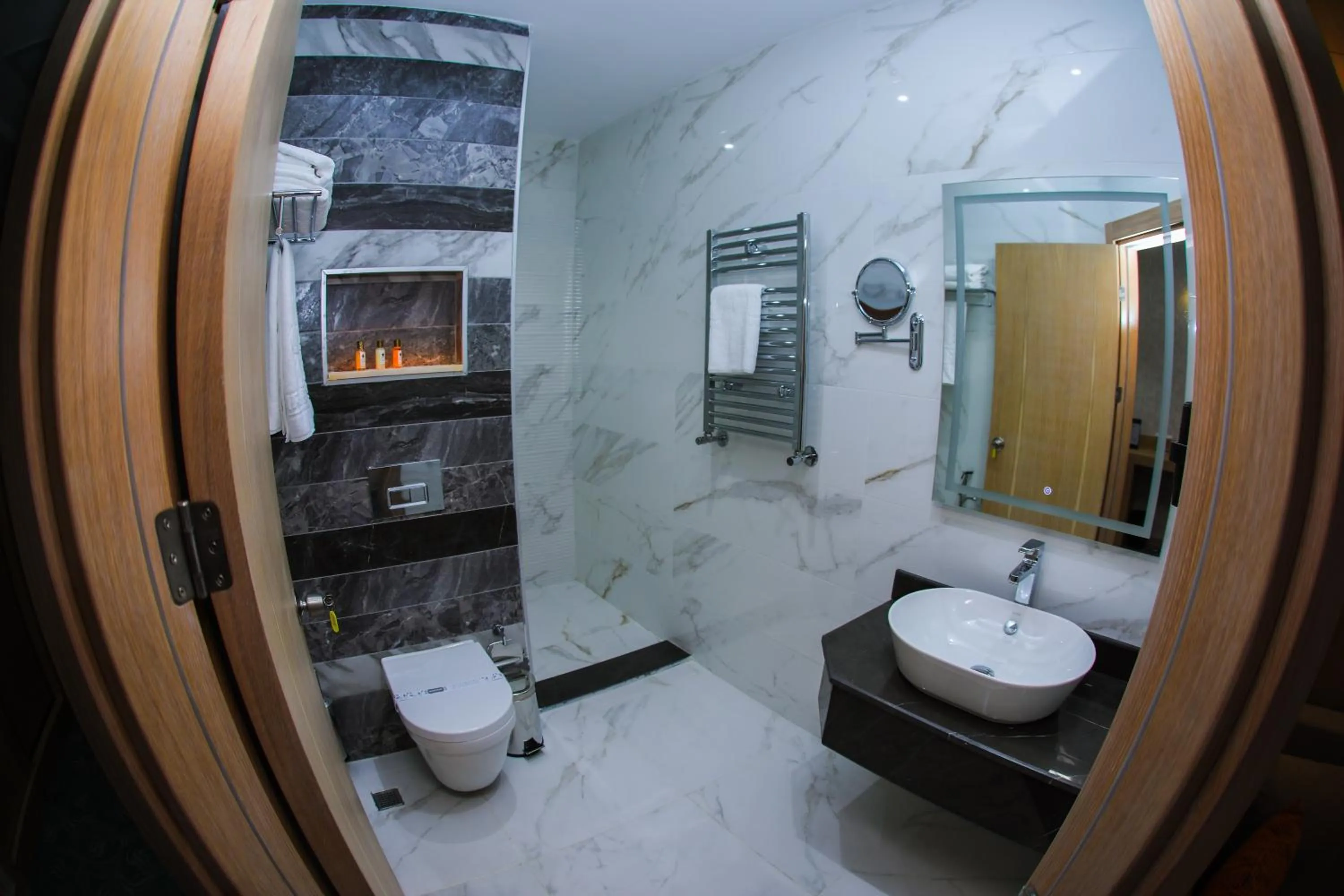 Toilet in Iris Hotel Baku