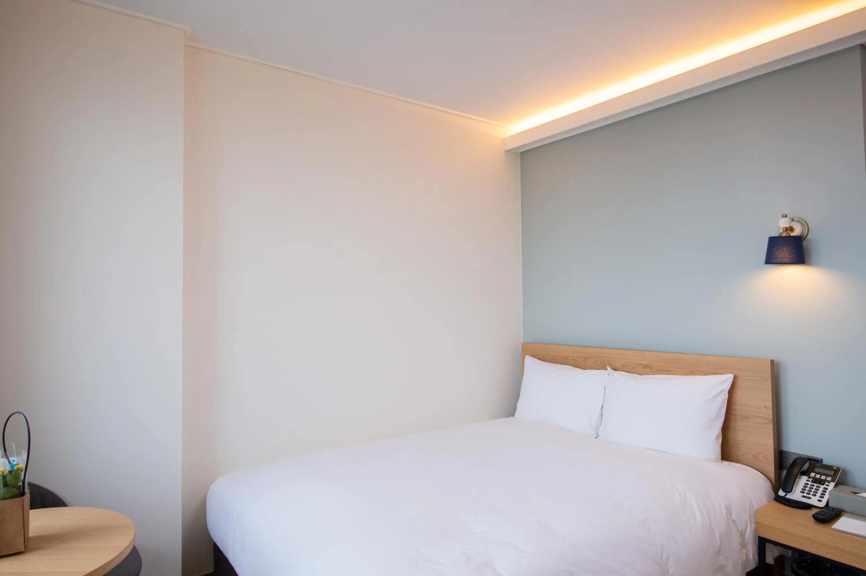 Bed in Gangneung PINEART Label