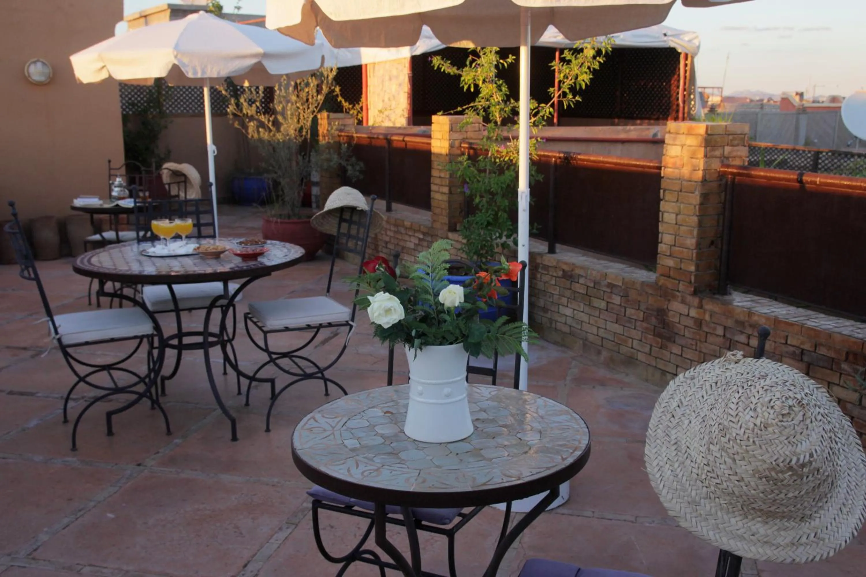 Balcony/Terrace in Riad Azenzer
