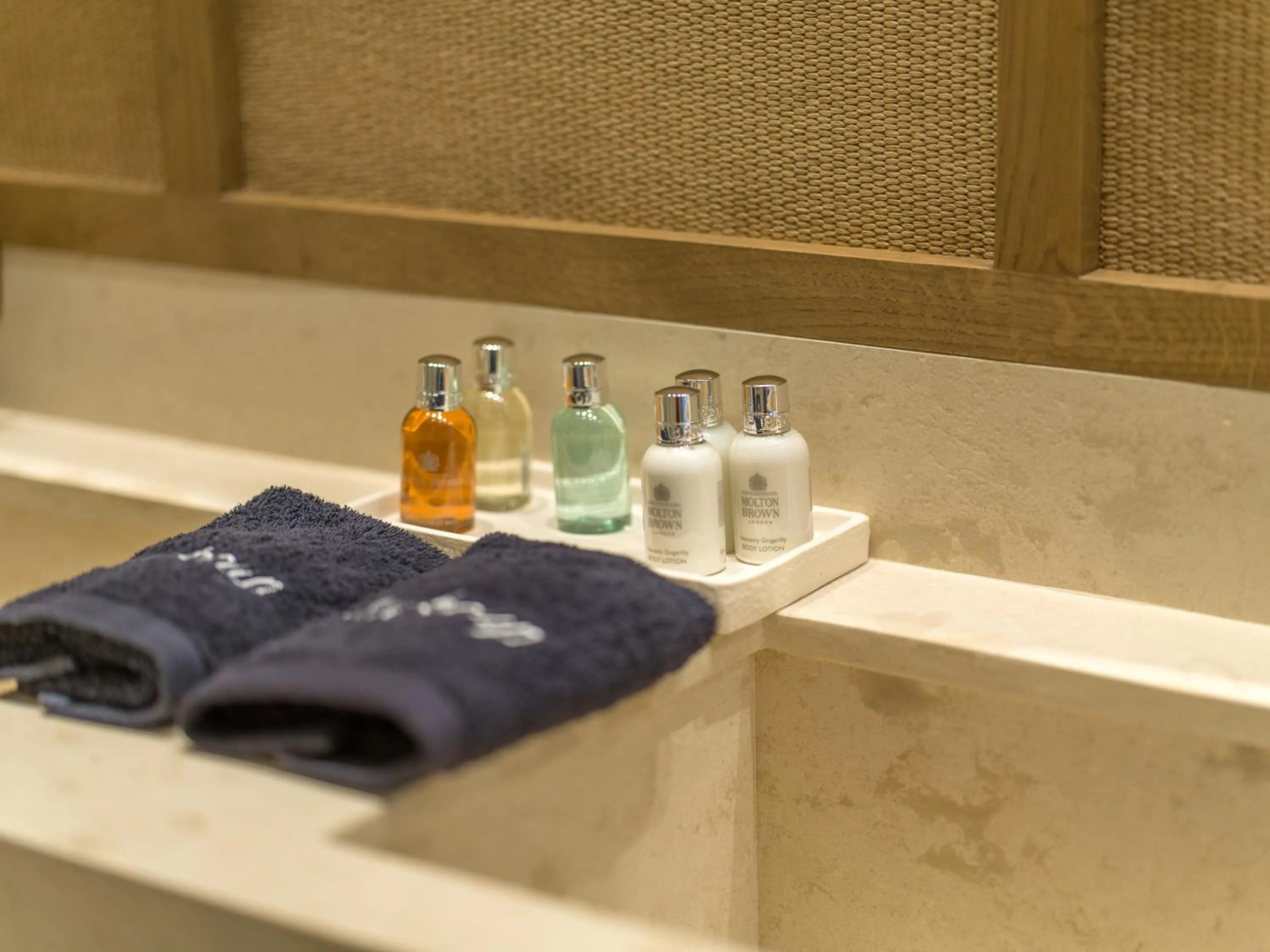 Bathroom in Argostoli Essence Suites