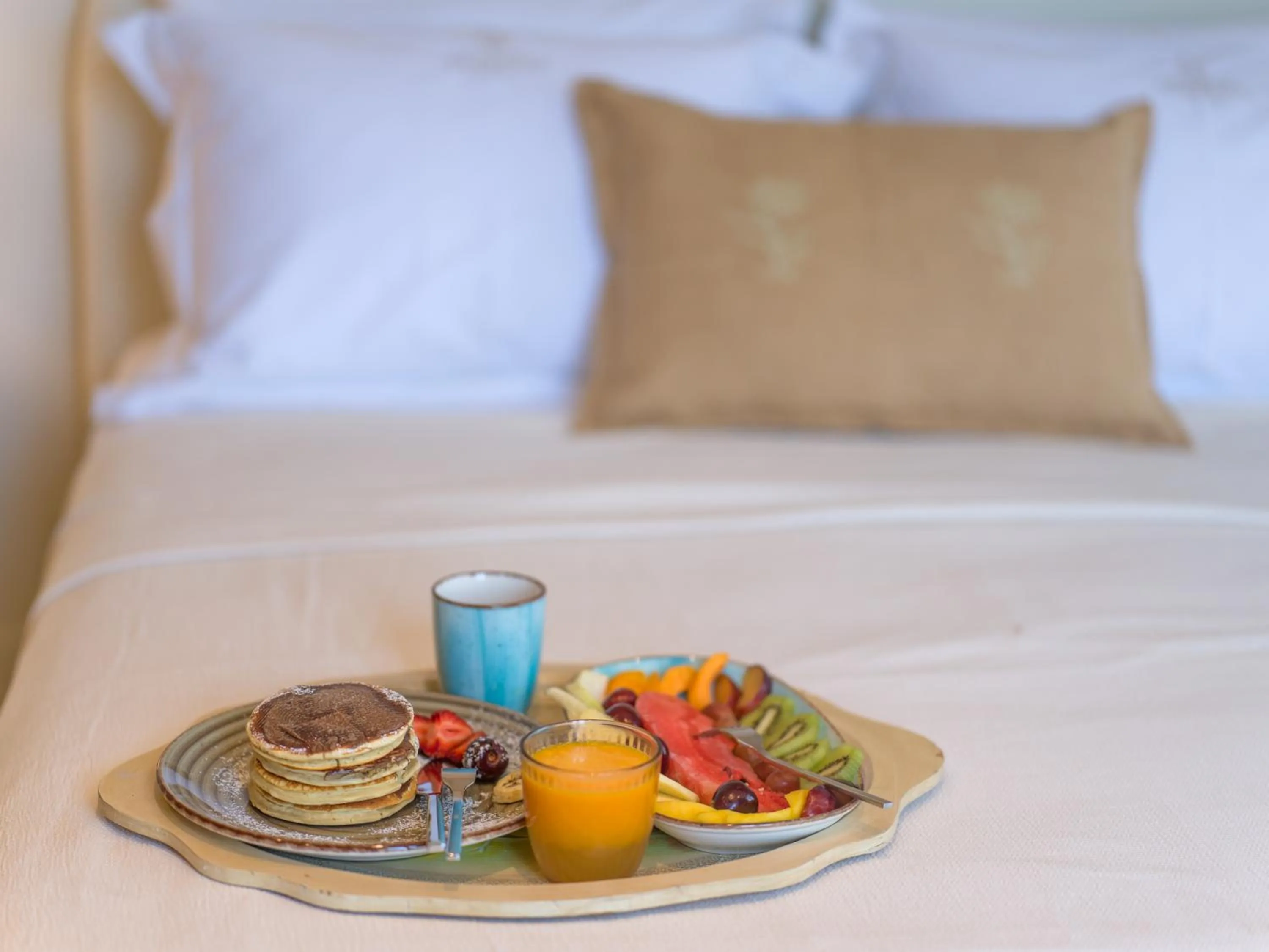 Bed in Argostoli Essence Suites