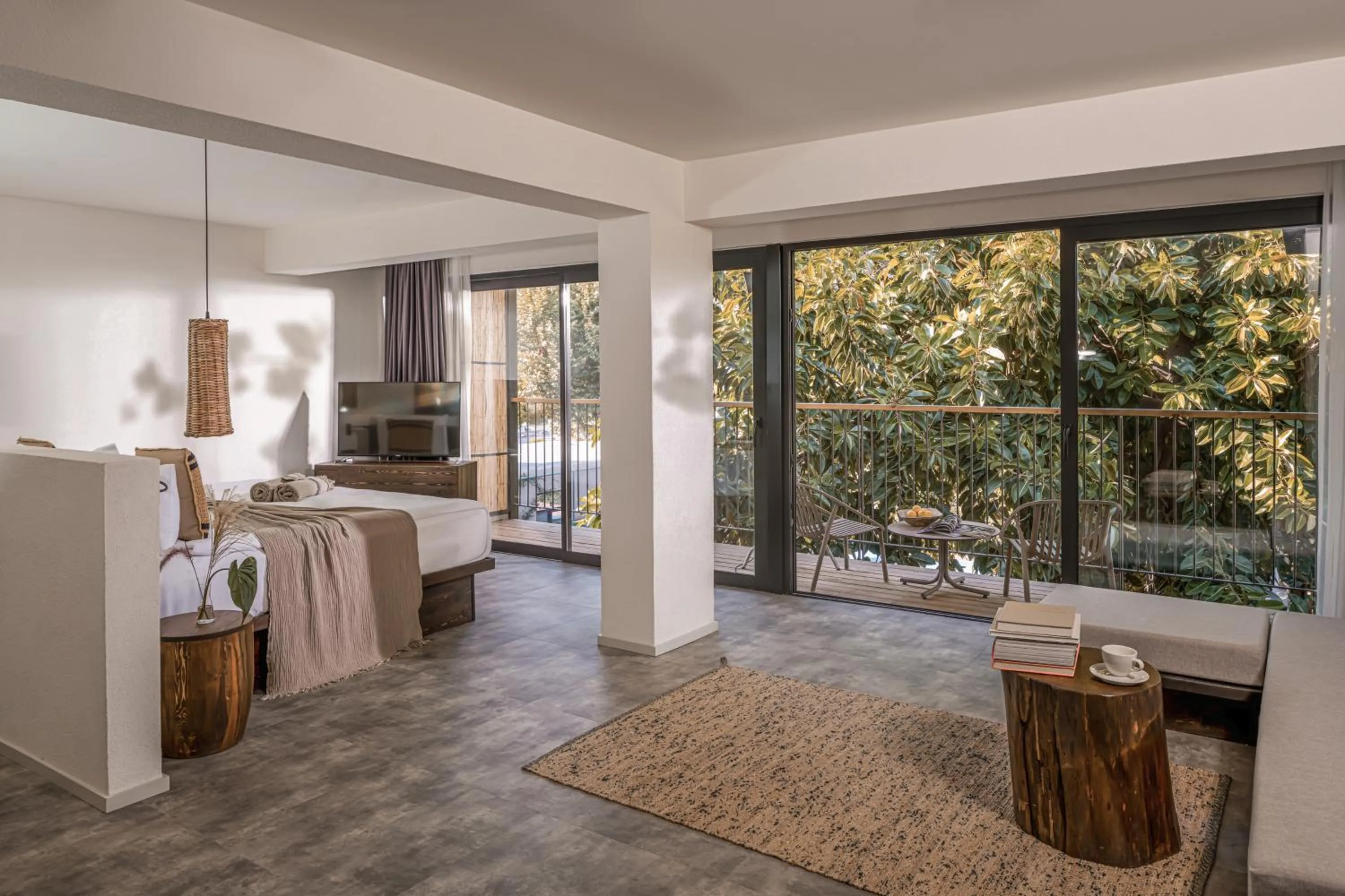 Bed in Balmy Beach Resort Kemer