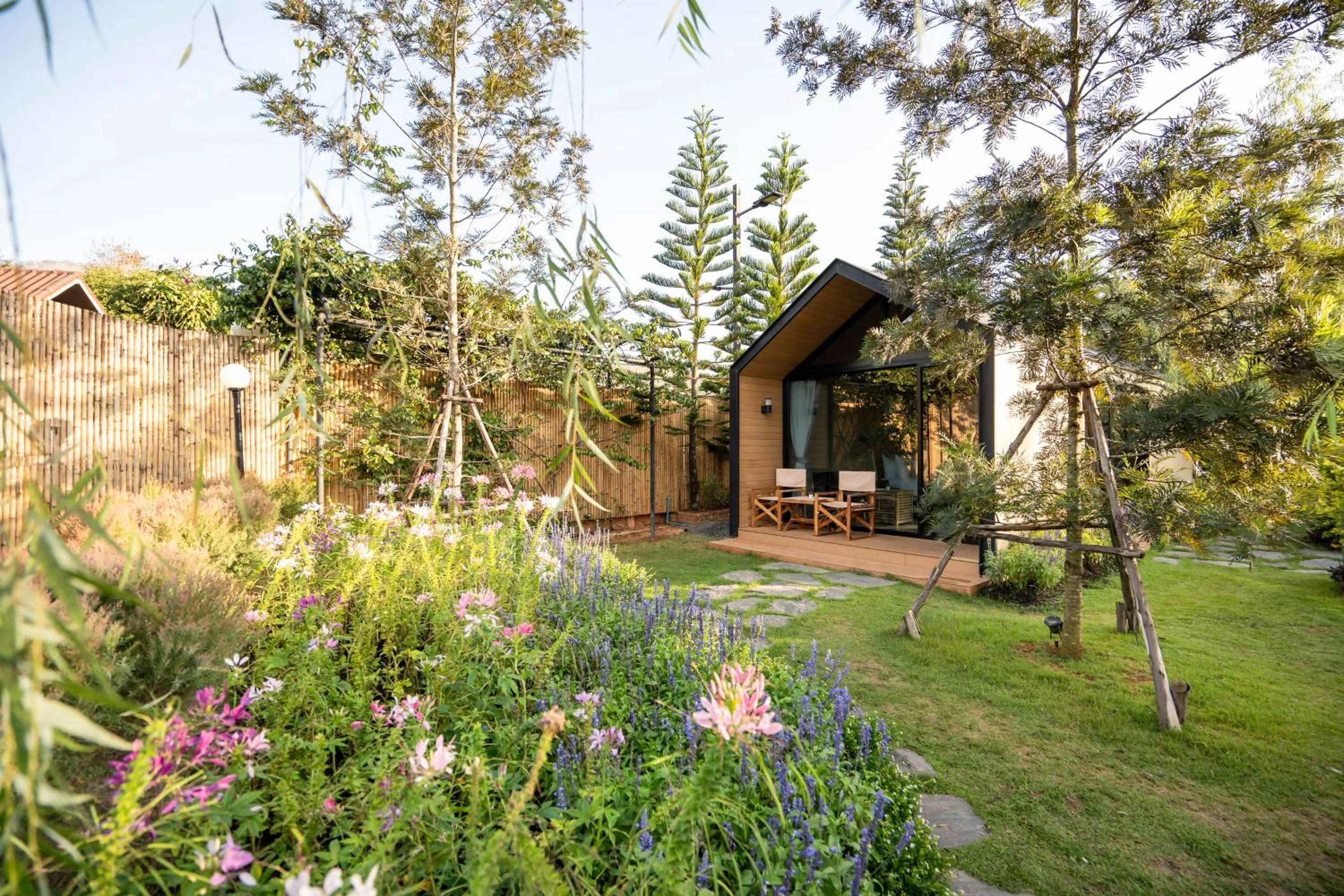 Guests in Thara Dara Khaoyai