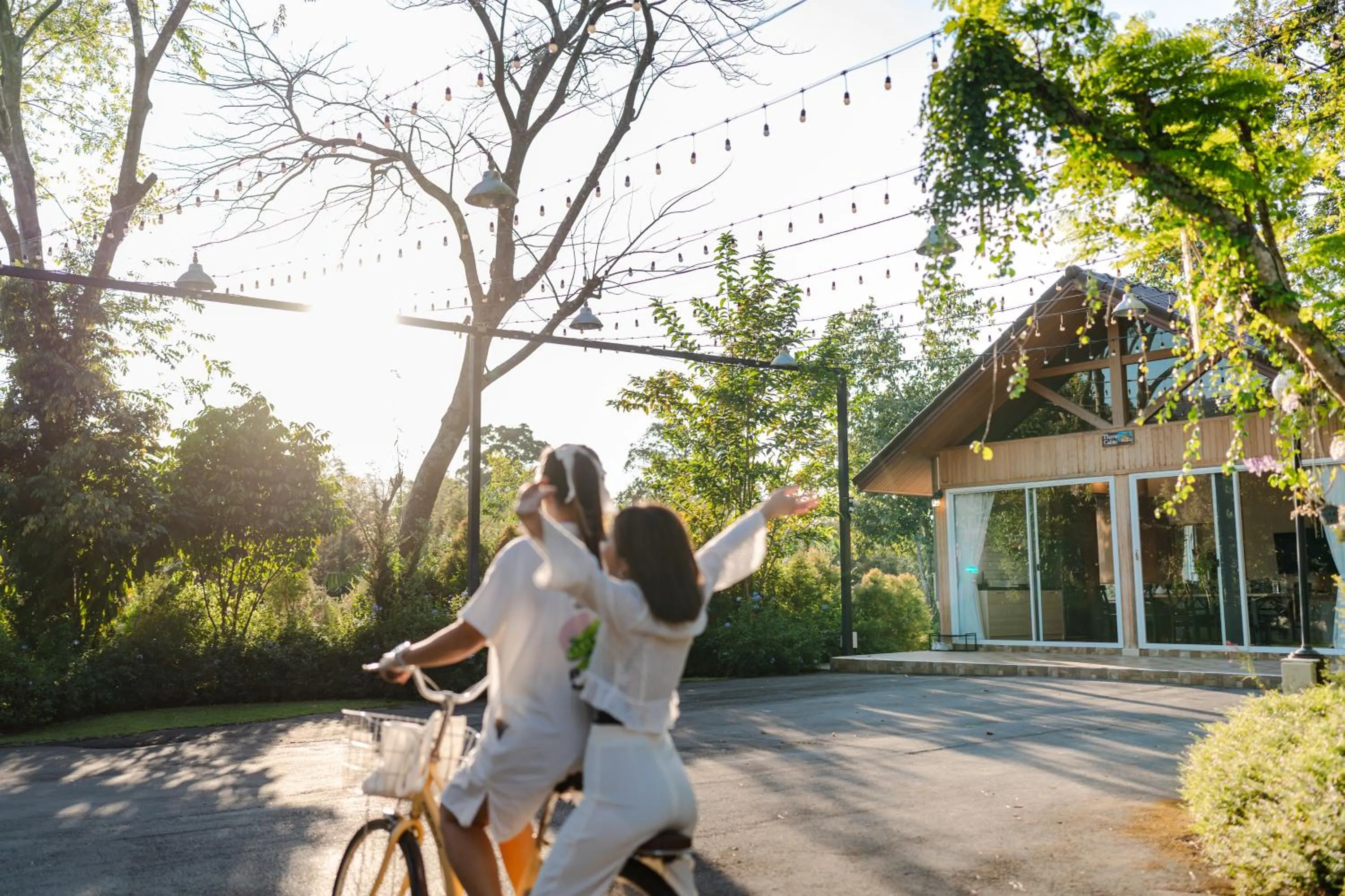 Cycling in Thara Dara Khaoyai