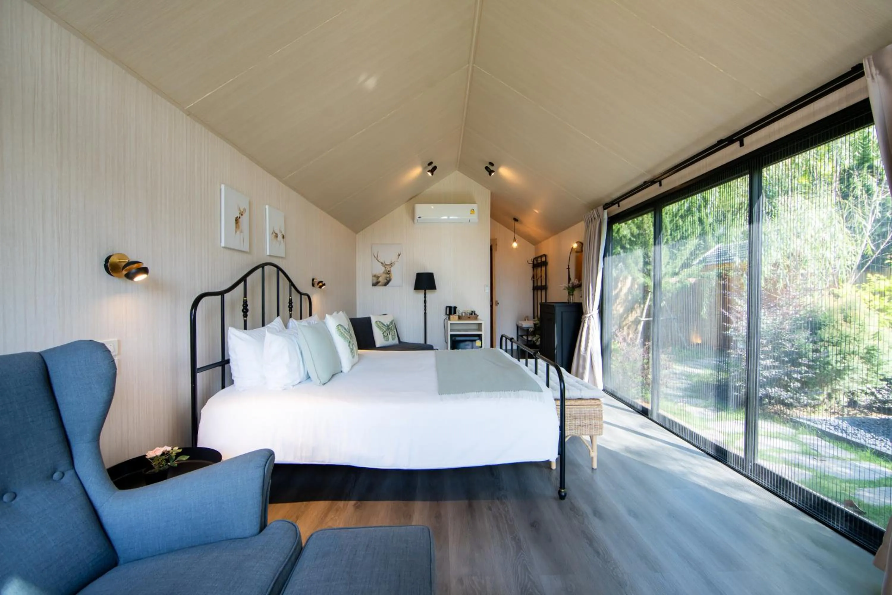 Bedroom, Bed in Thara Dara Khaoyai