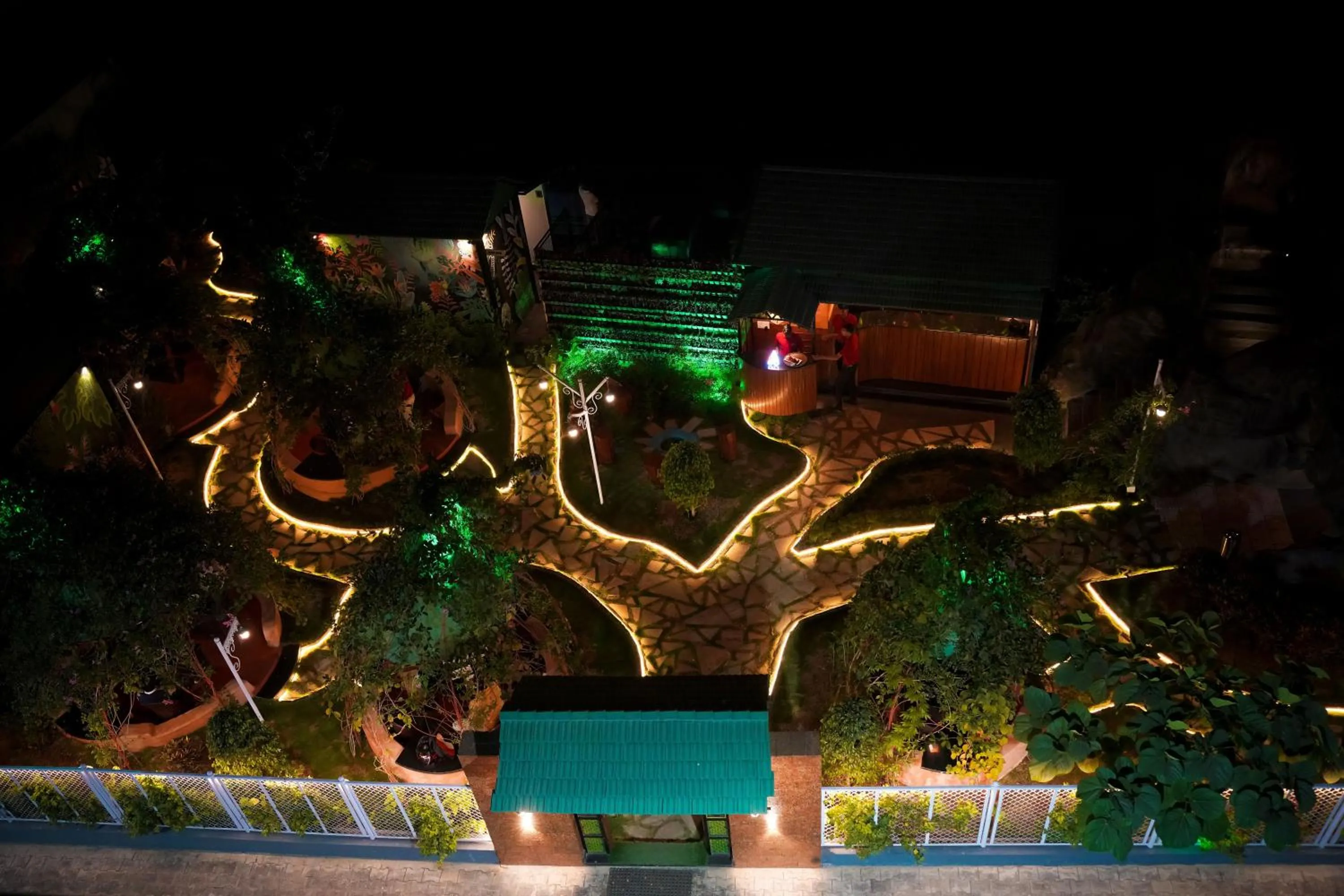 Restaurant/places to eat in MJ Avyanna Resort & Convention Centre, Bengaluru