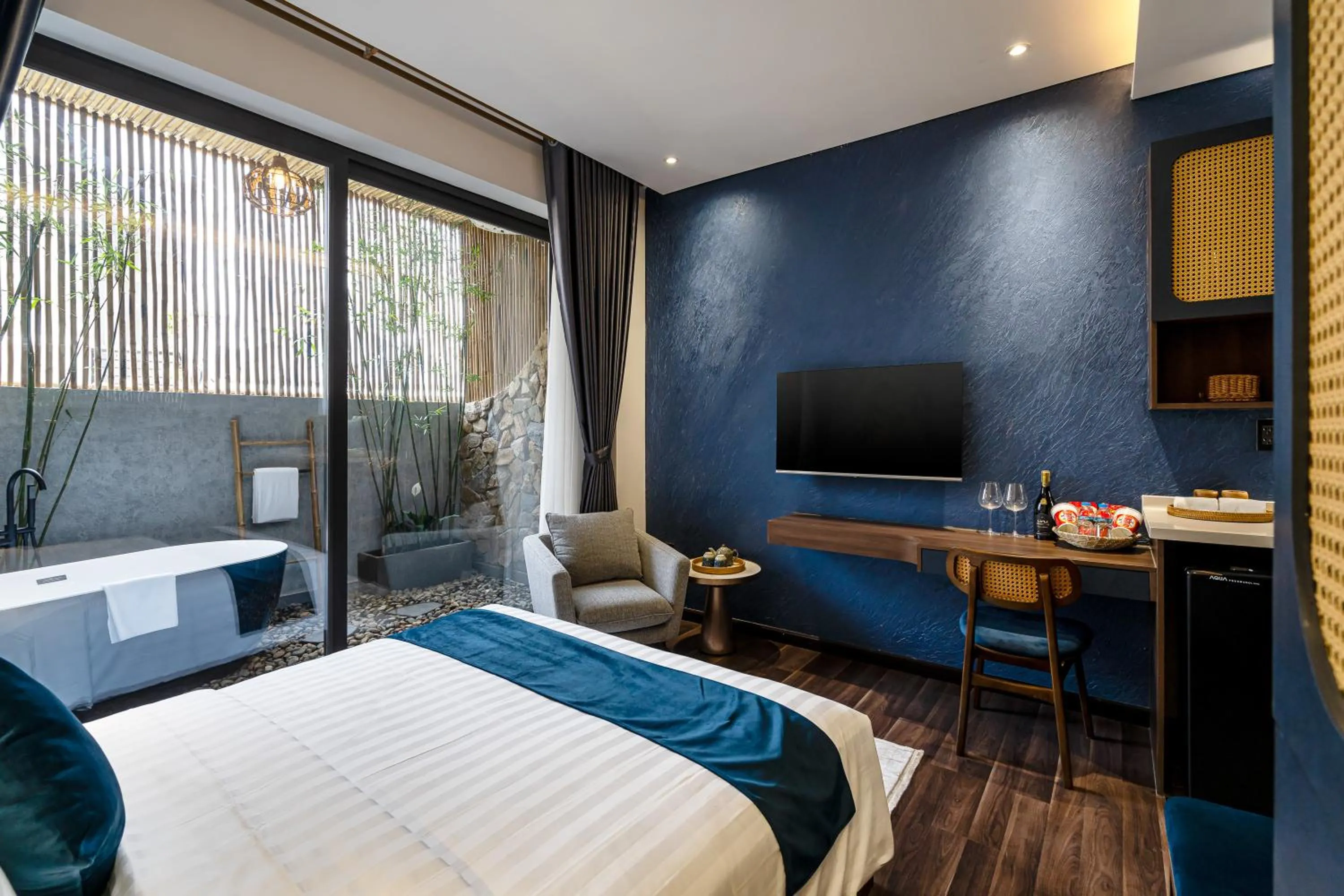 Photo of the whole room, Bed in KunKin Garden Aparthotel