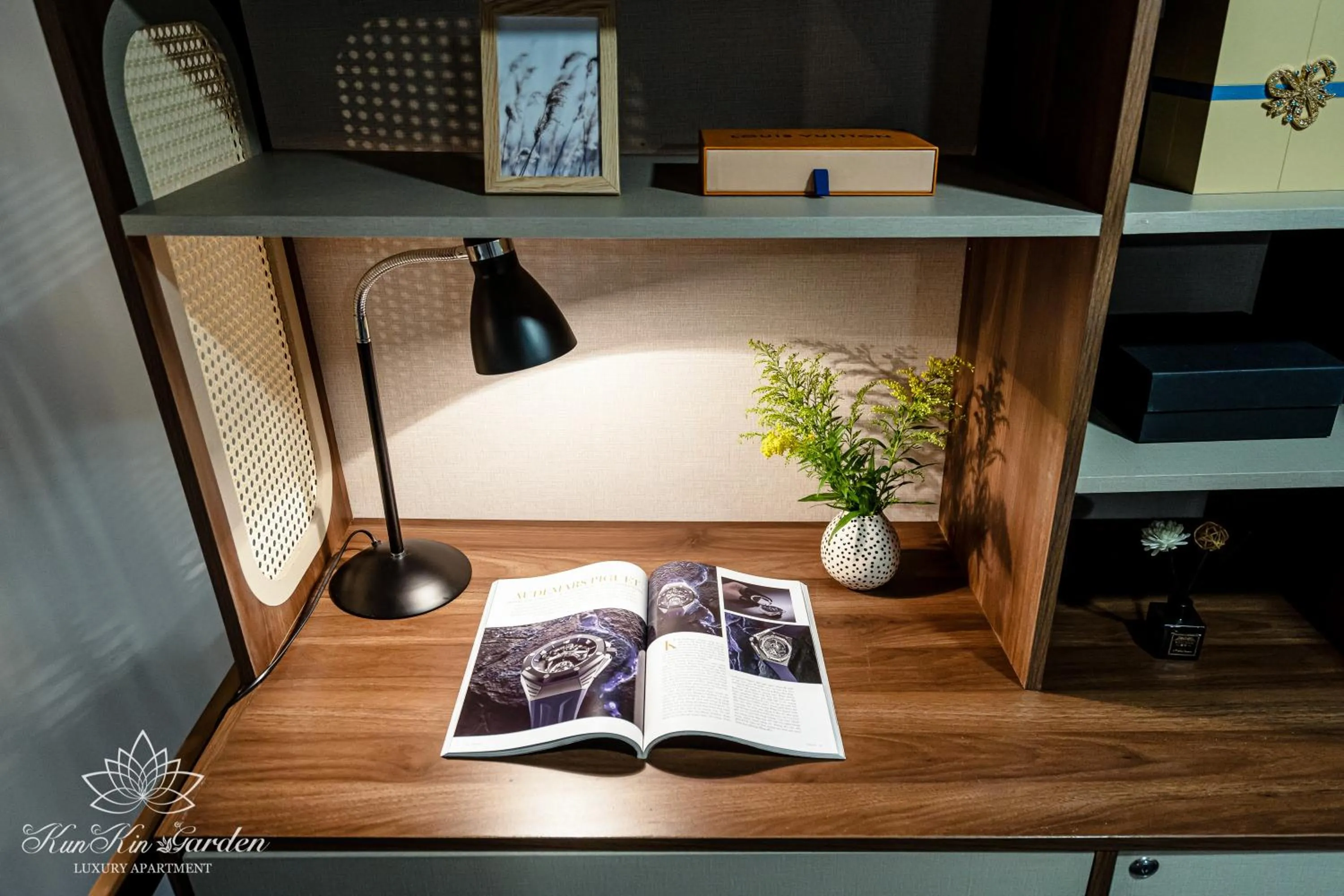 wardrobe in KunKin Garden Aparthotel