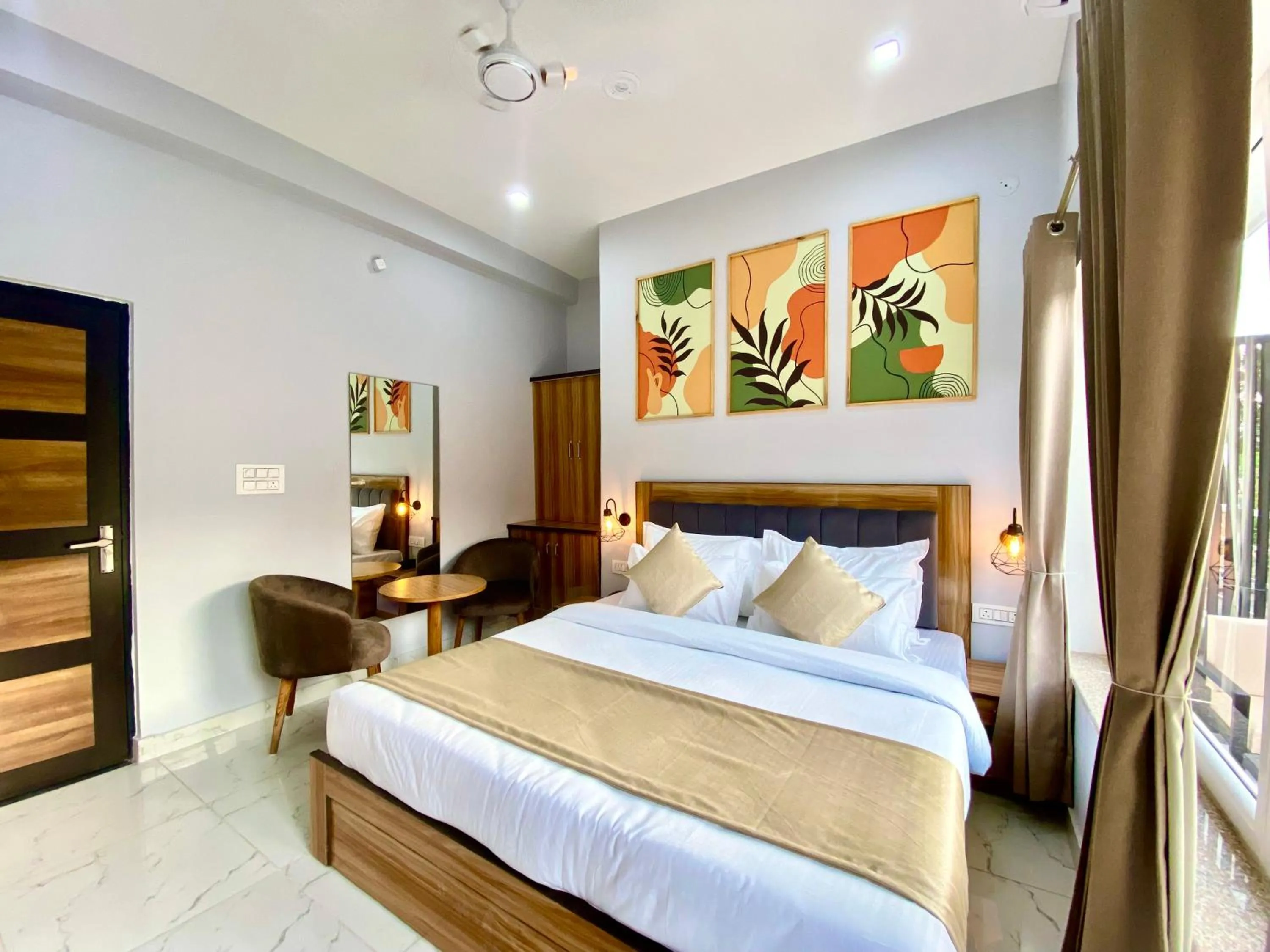 Bed in Hotel Wraveler Inn