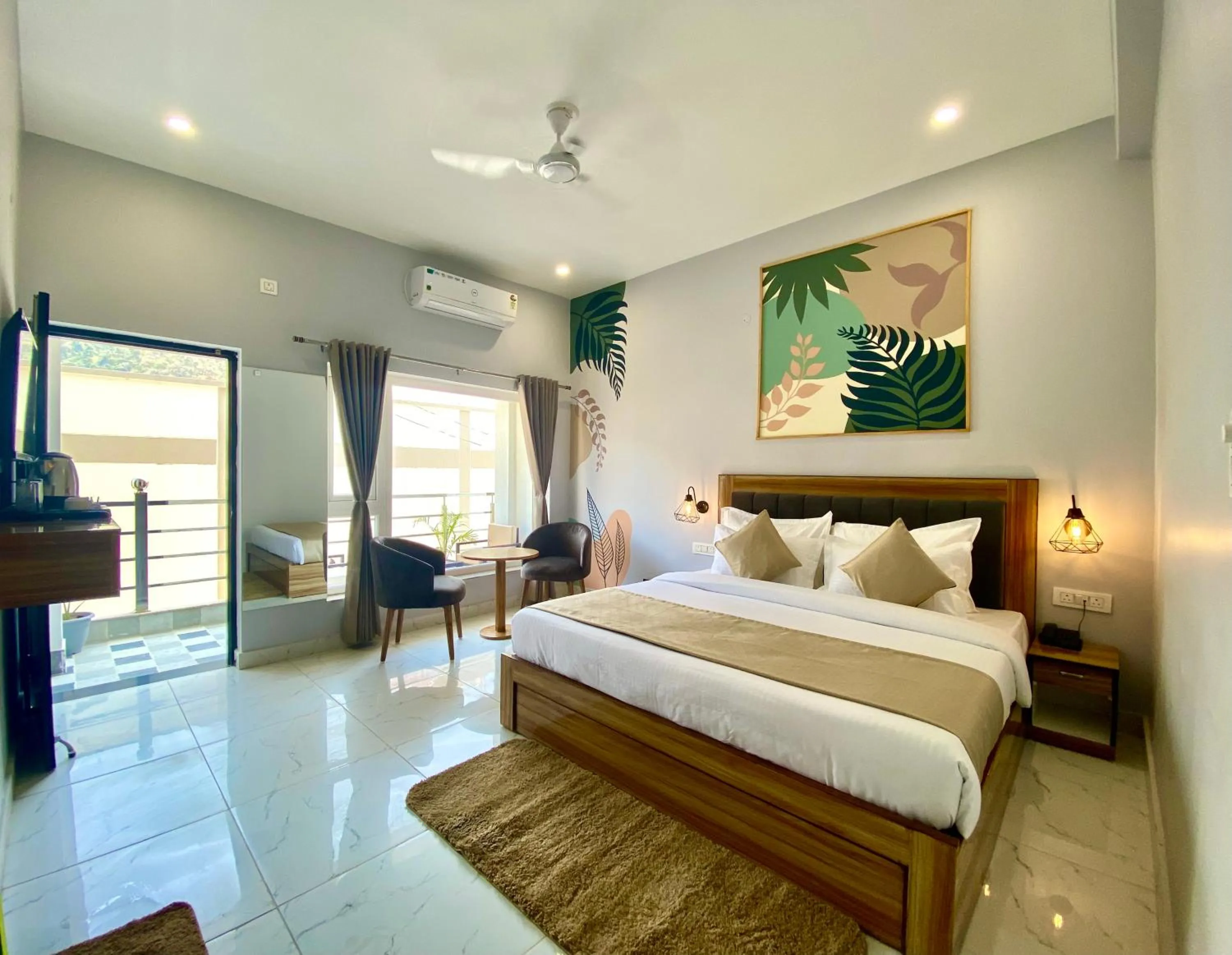 Bed in Hotel Wraveler Inn