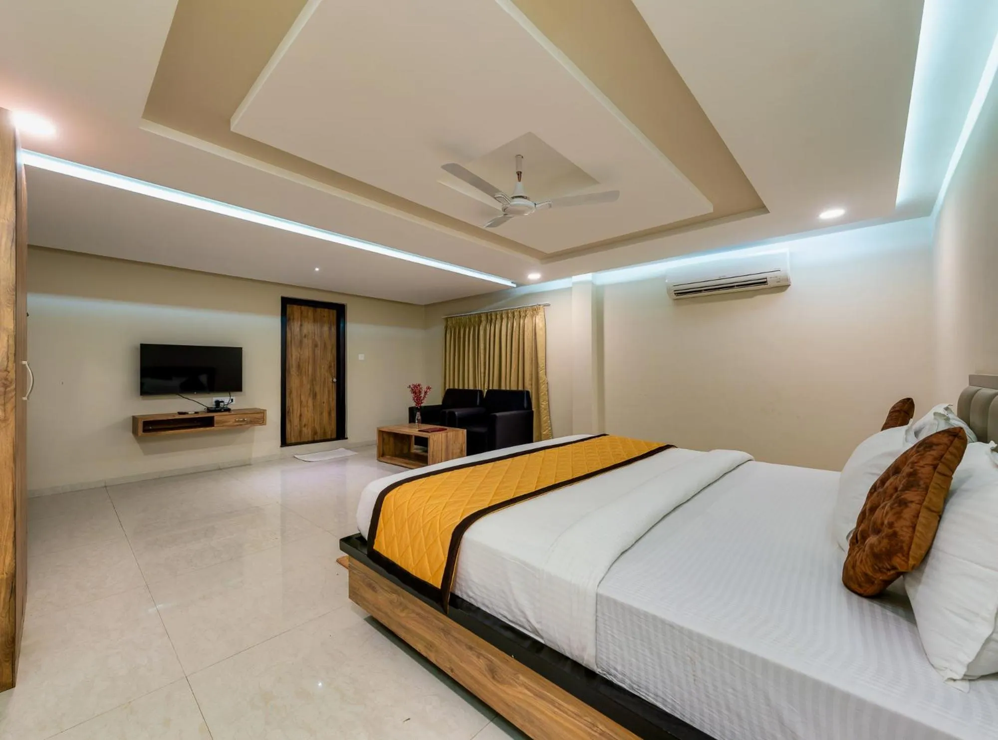 Photo of the whole room, Bed in VOV Hotels Vijayapura
