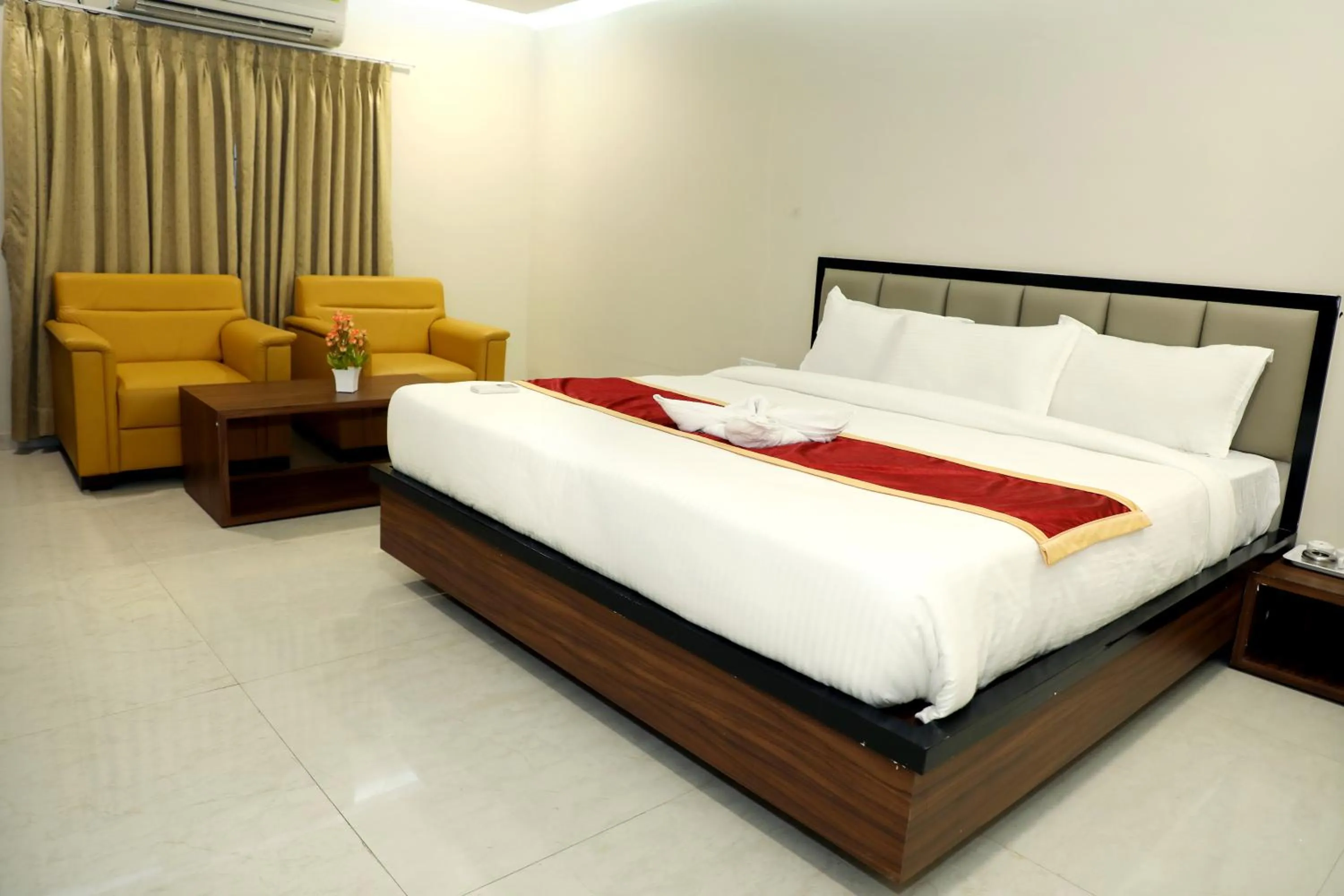 Bed in VOV Hotels Vijayapura