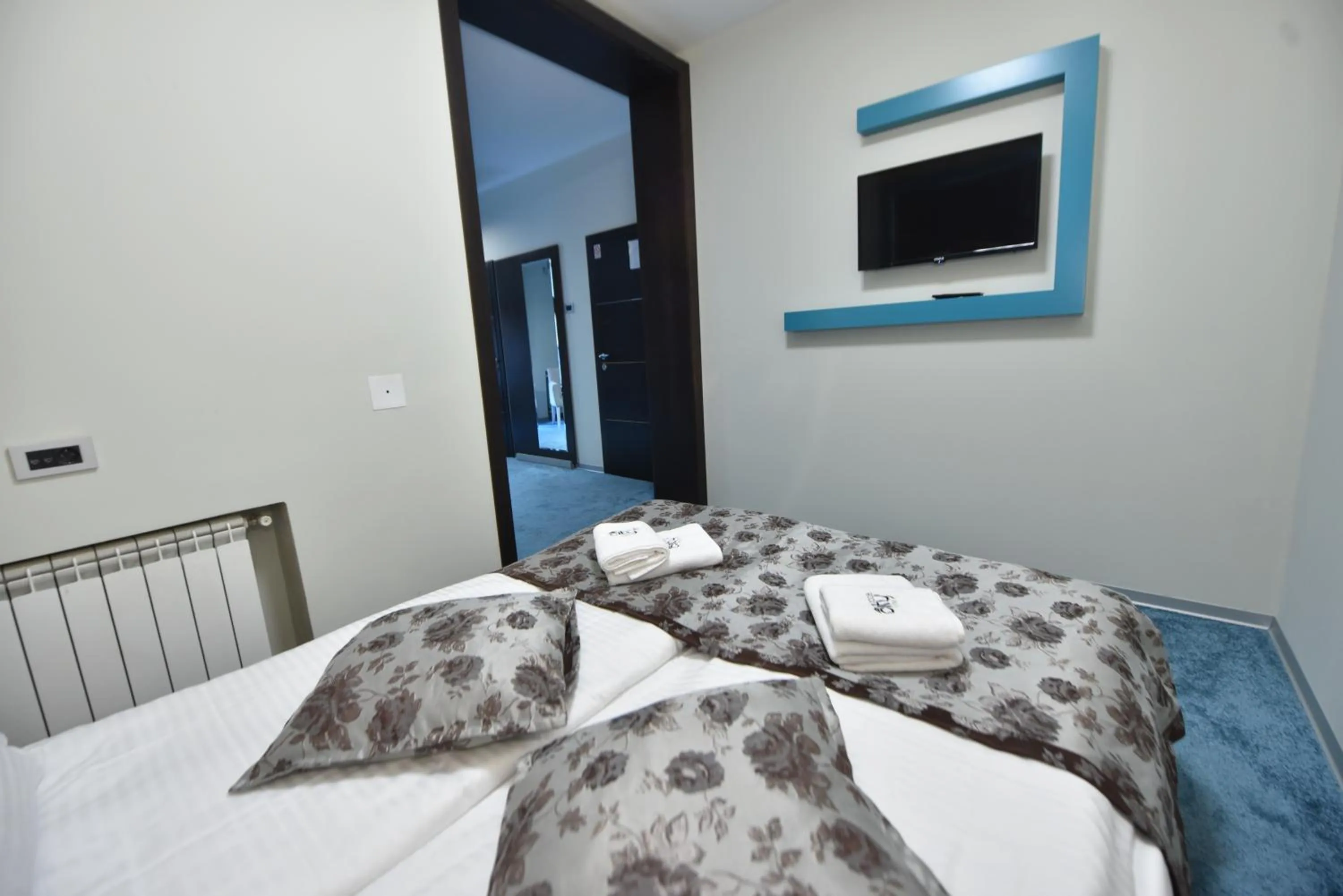 Bedroom, Bed in City Code In Joy