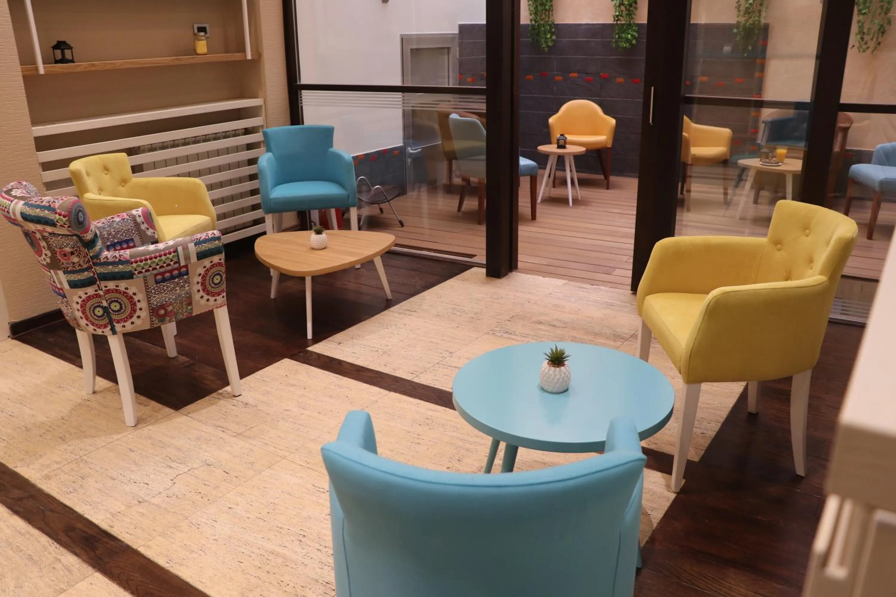 Communal lounge/ TV room in City Code In Joy