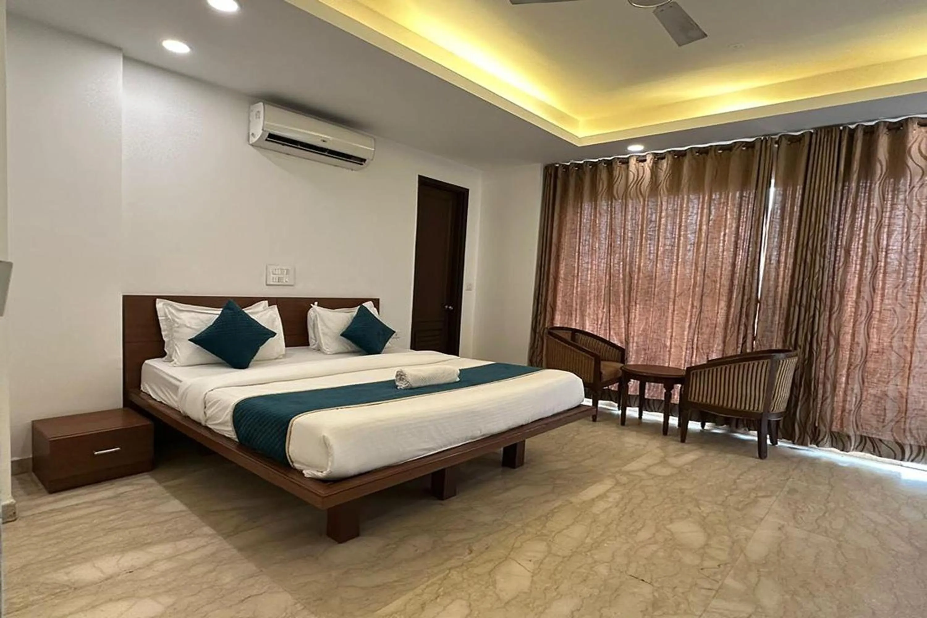 Bed in Hotel The Imperio