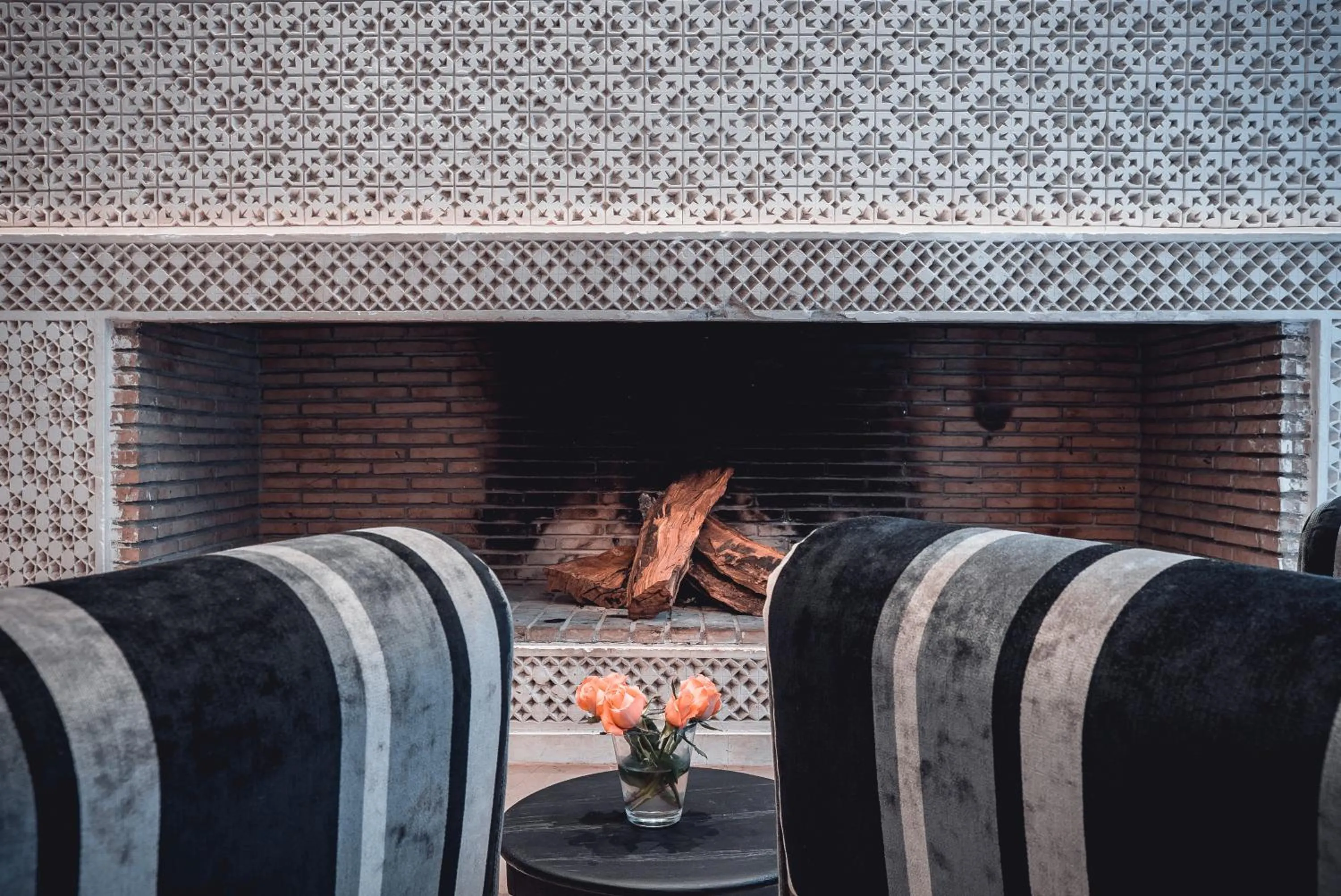 Communal lounge/ TV room in Ambre Epices Medina Riad