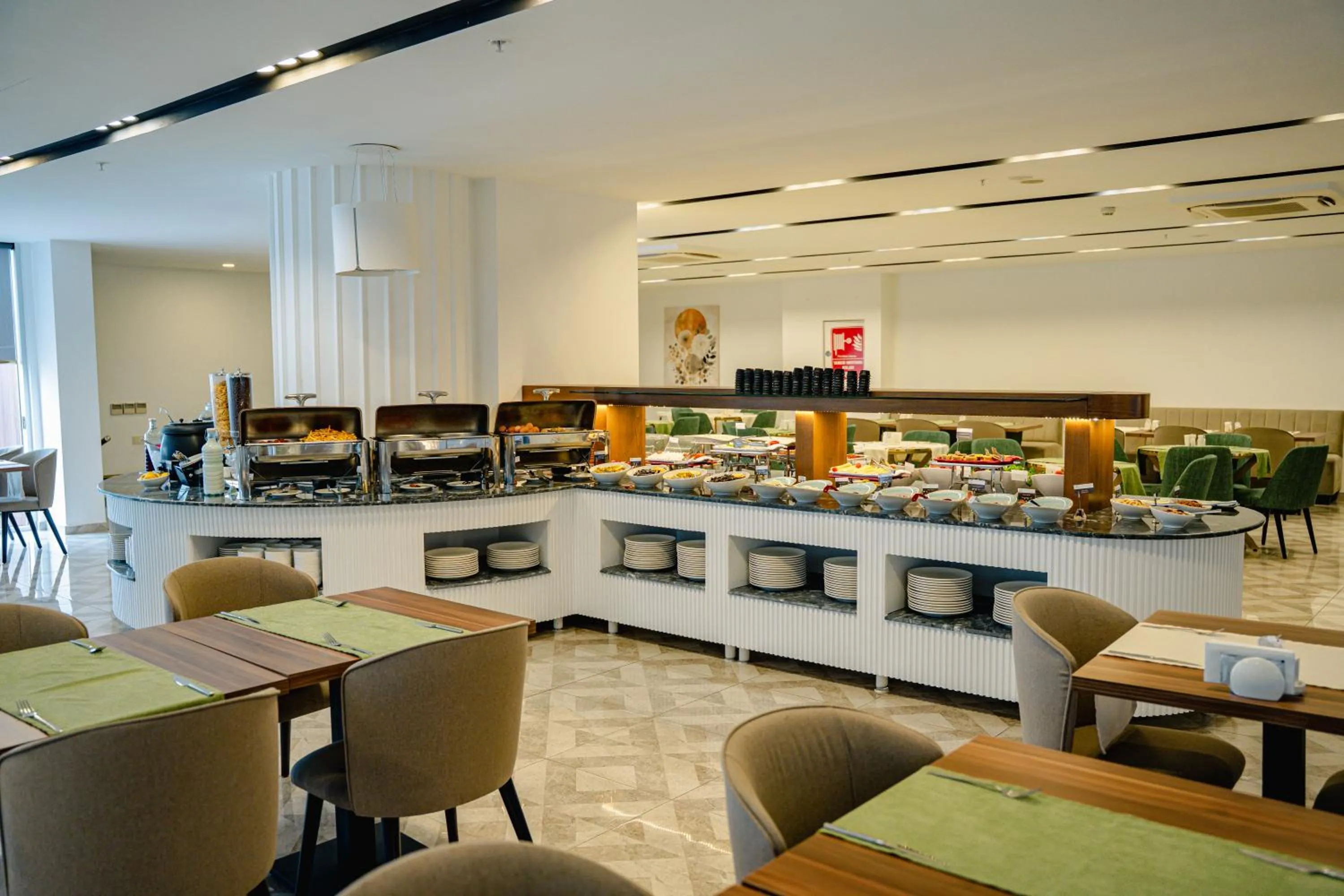 Buffet breakfast in Sabırlar City Suites Hotel