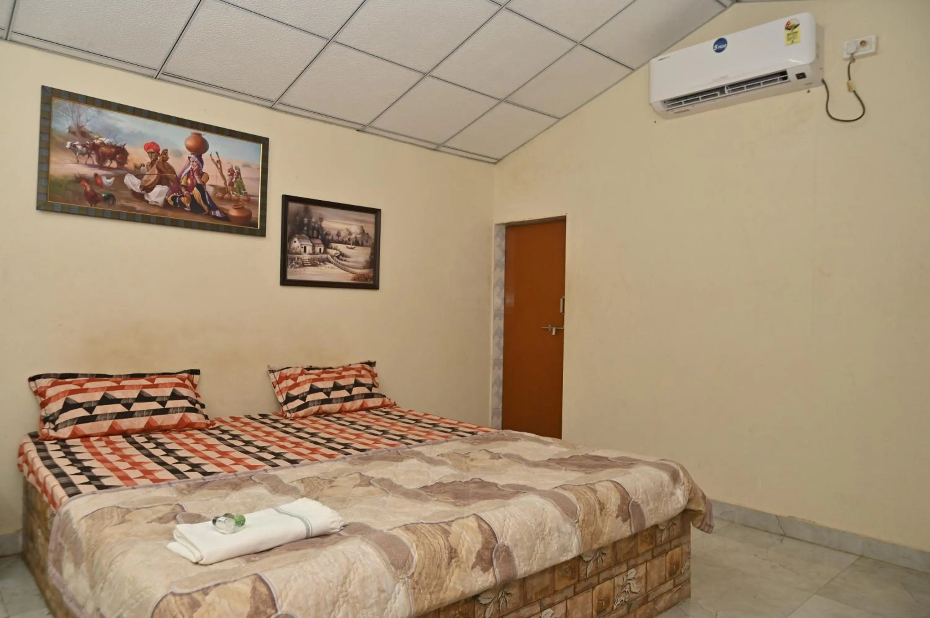 Dwarkesh Farm&Resort