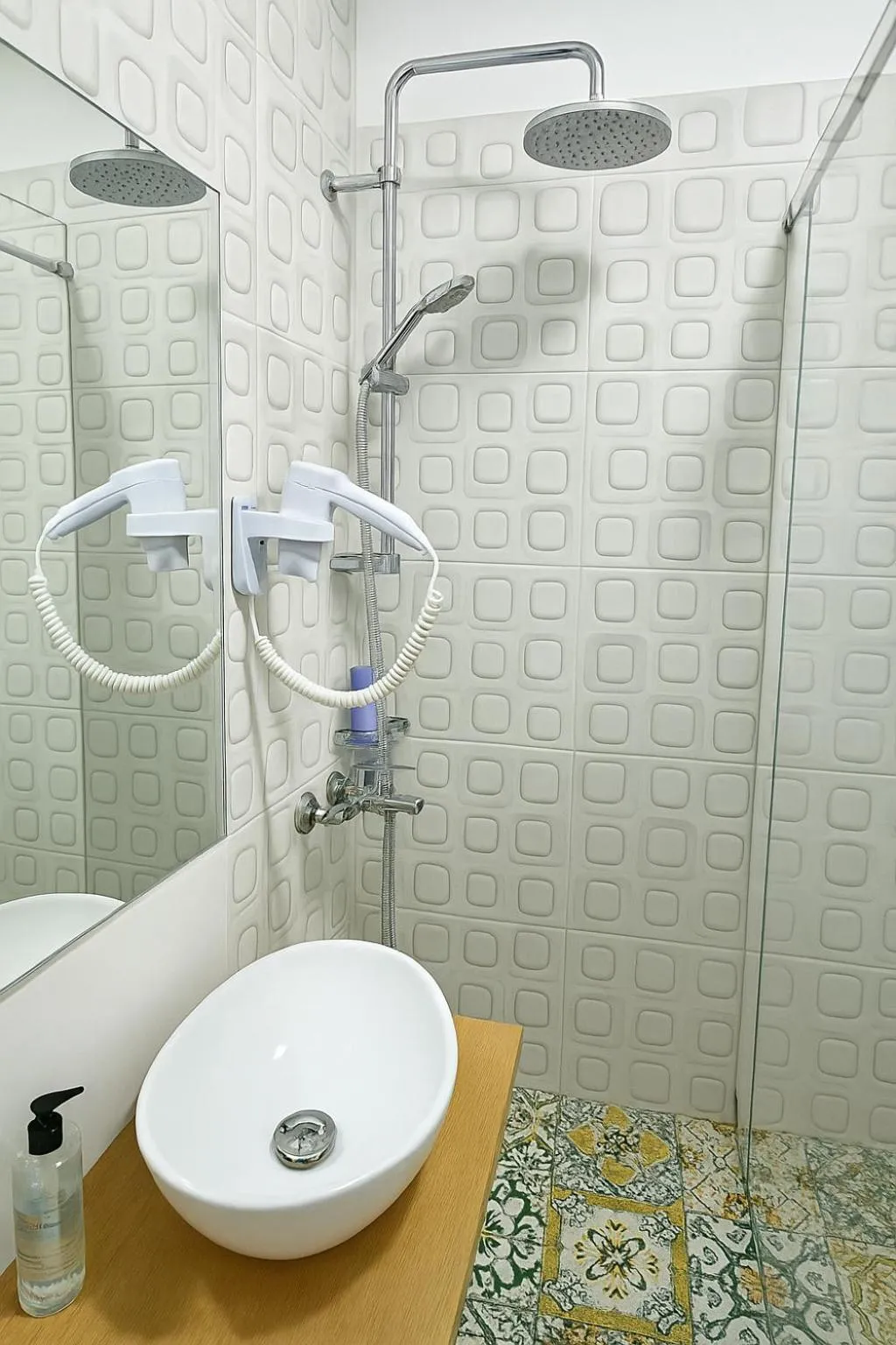 Shower in Easy Apartments