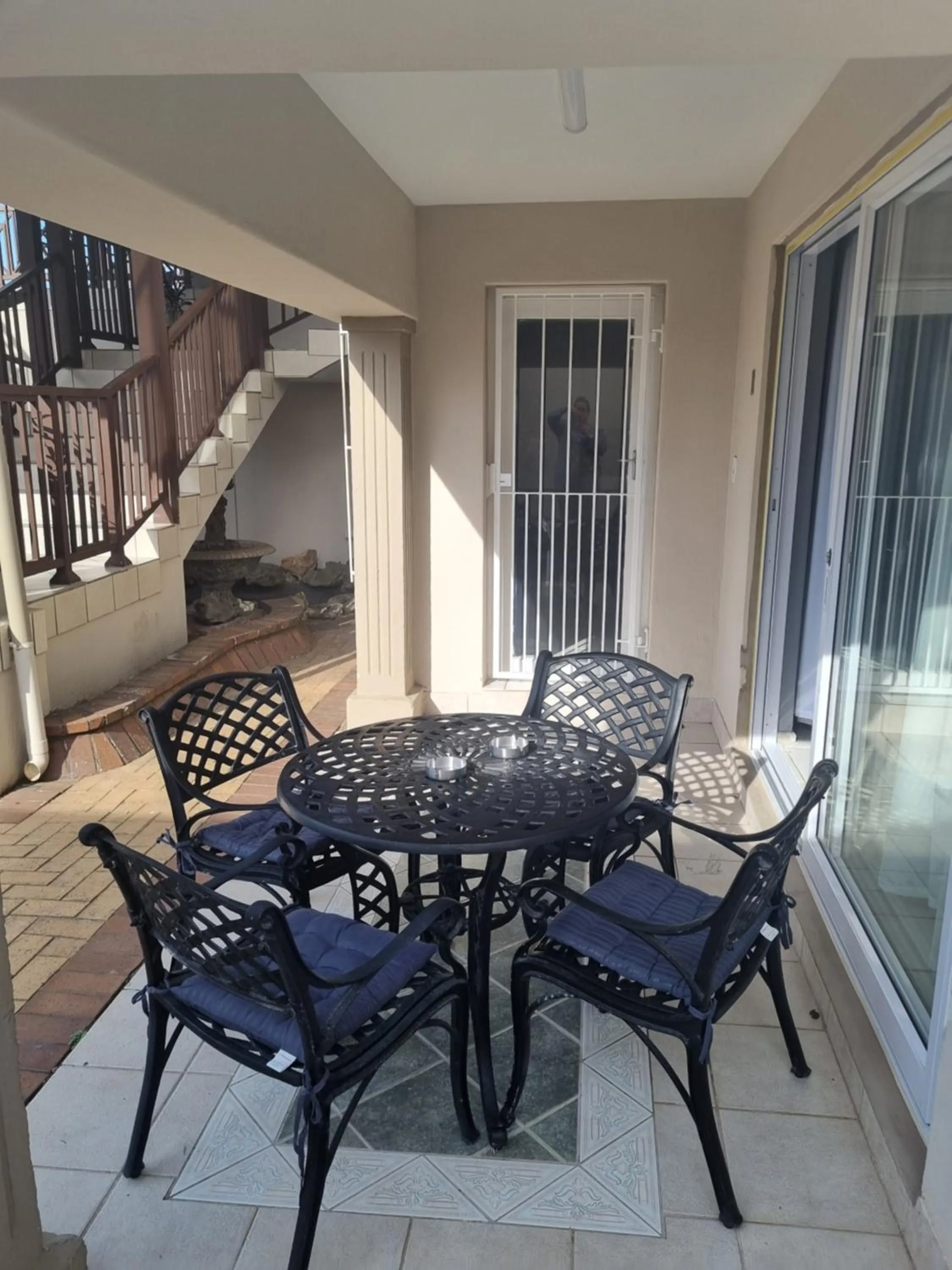 Ingwe Manor Guesthouse