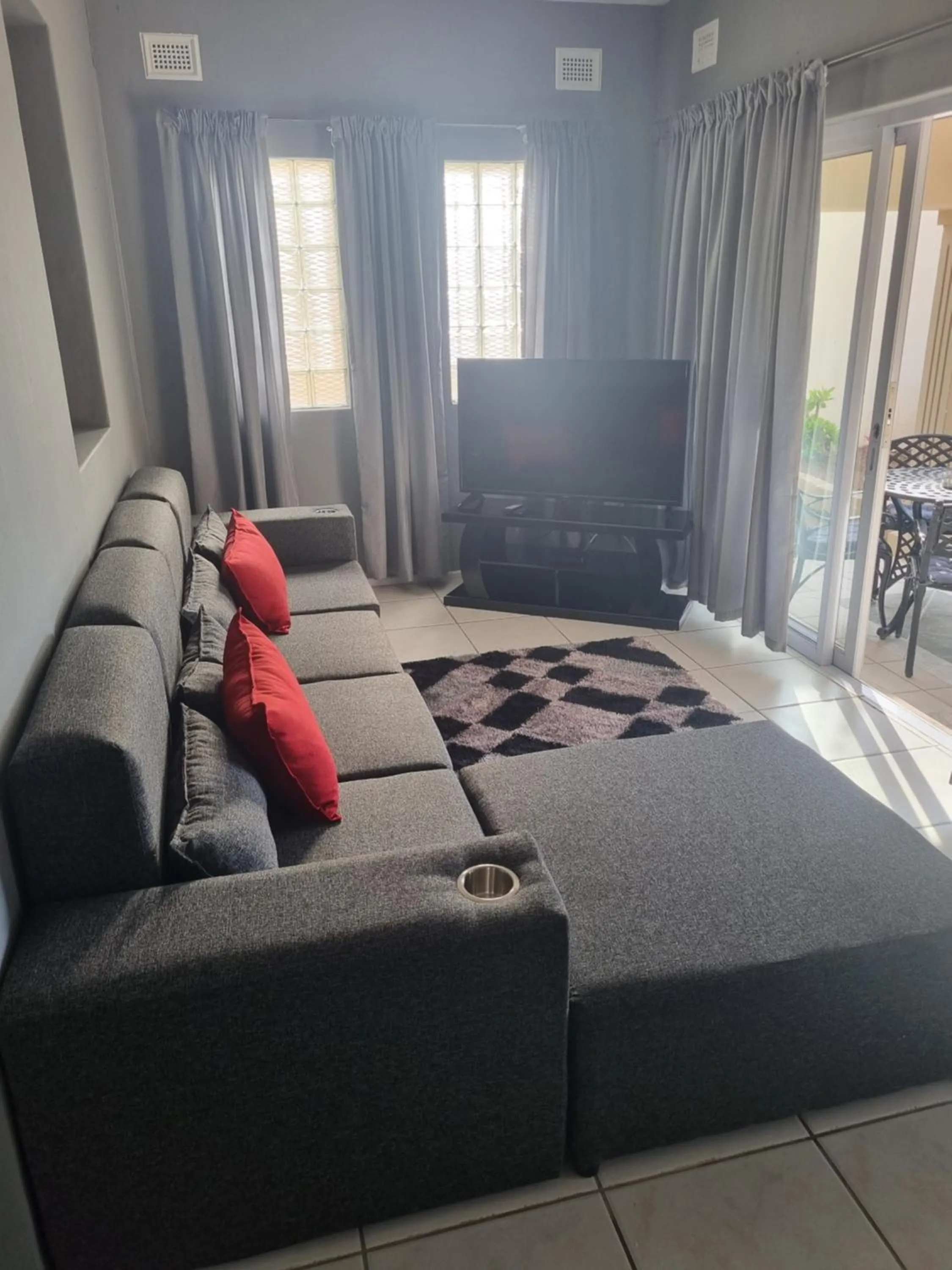 Bed in Ingwe Manor Guesthouse