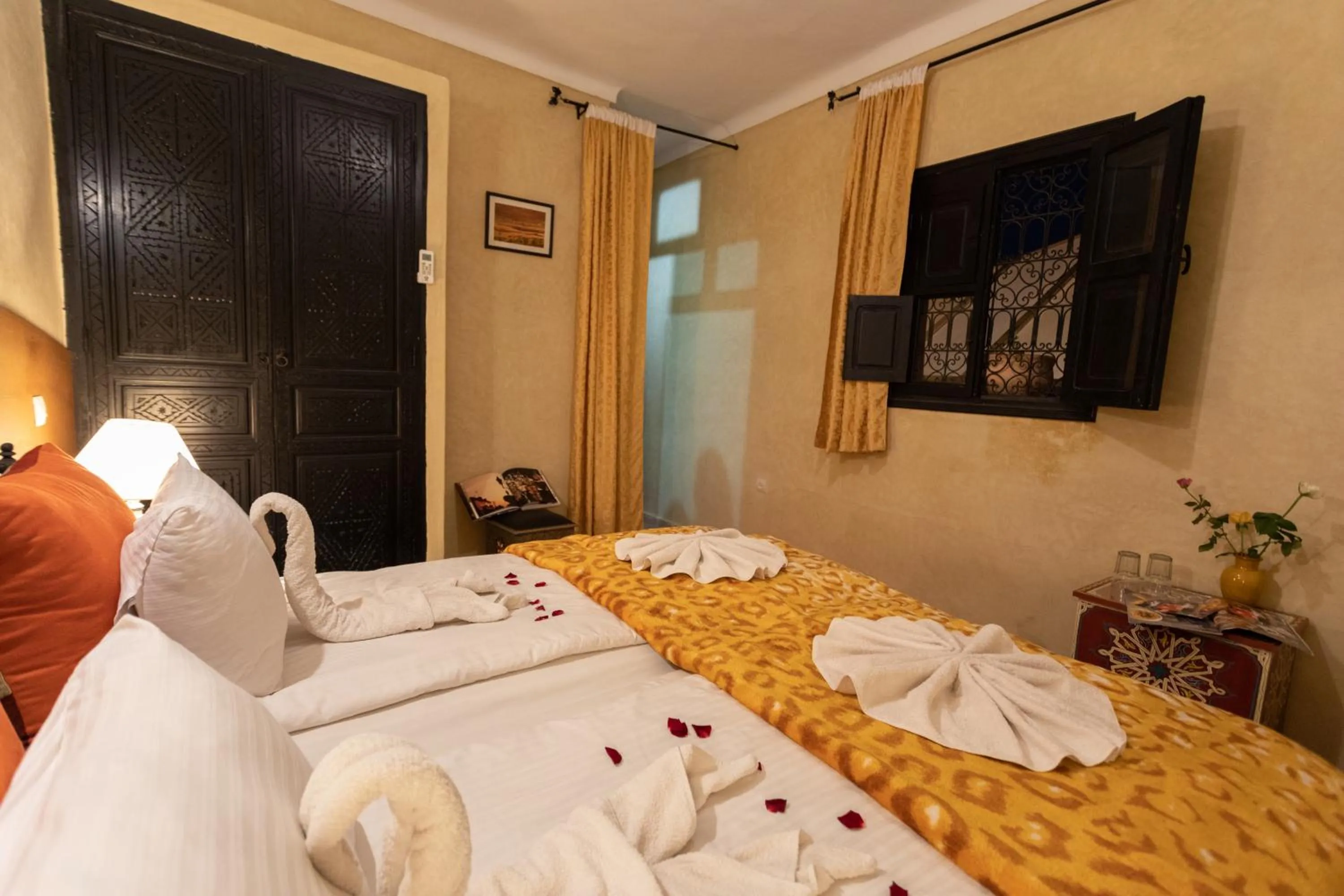 Photo of the whole room, Bed in Riad Losra