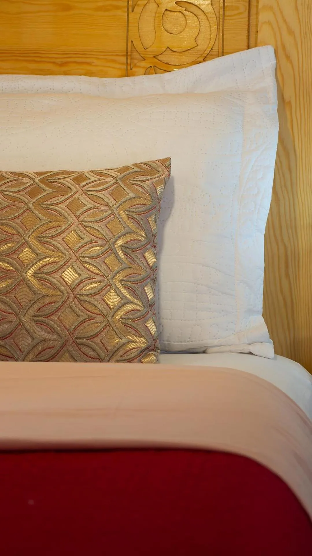 Decorative detail, Bed in Riad Al Manara