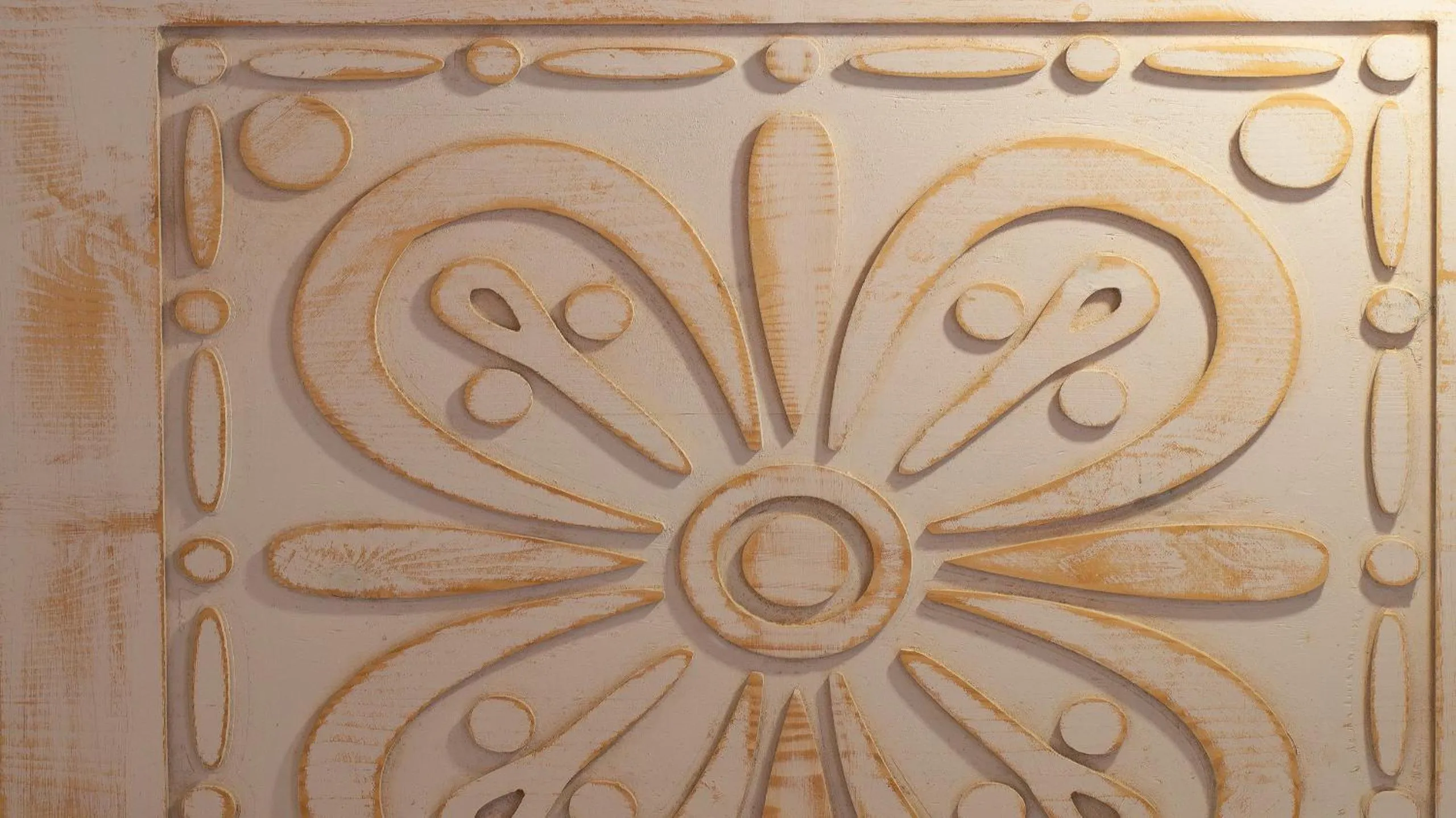 Decorative detail in Riad Al Manara