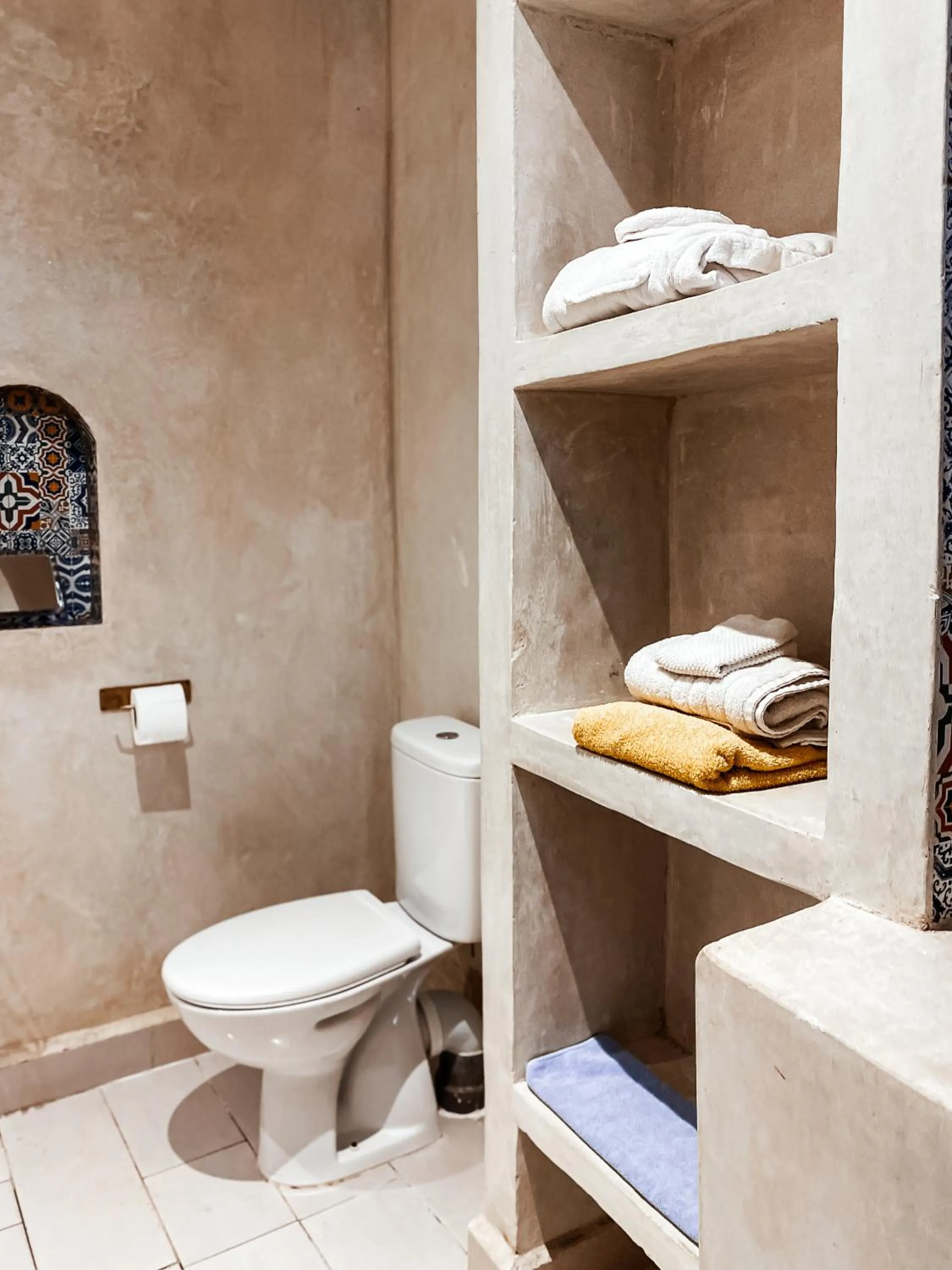 Toilet in Riad Al Manara