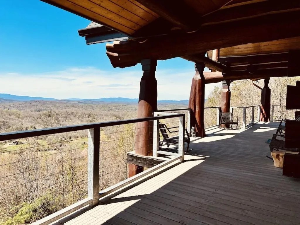 5500 sf cabin 6 king 2 queen beds heated pool spa game room mountain views