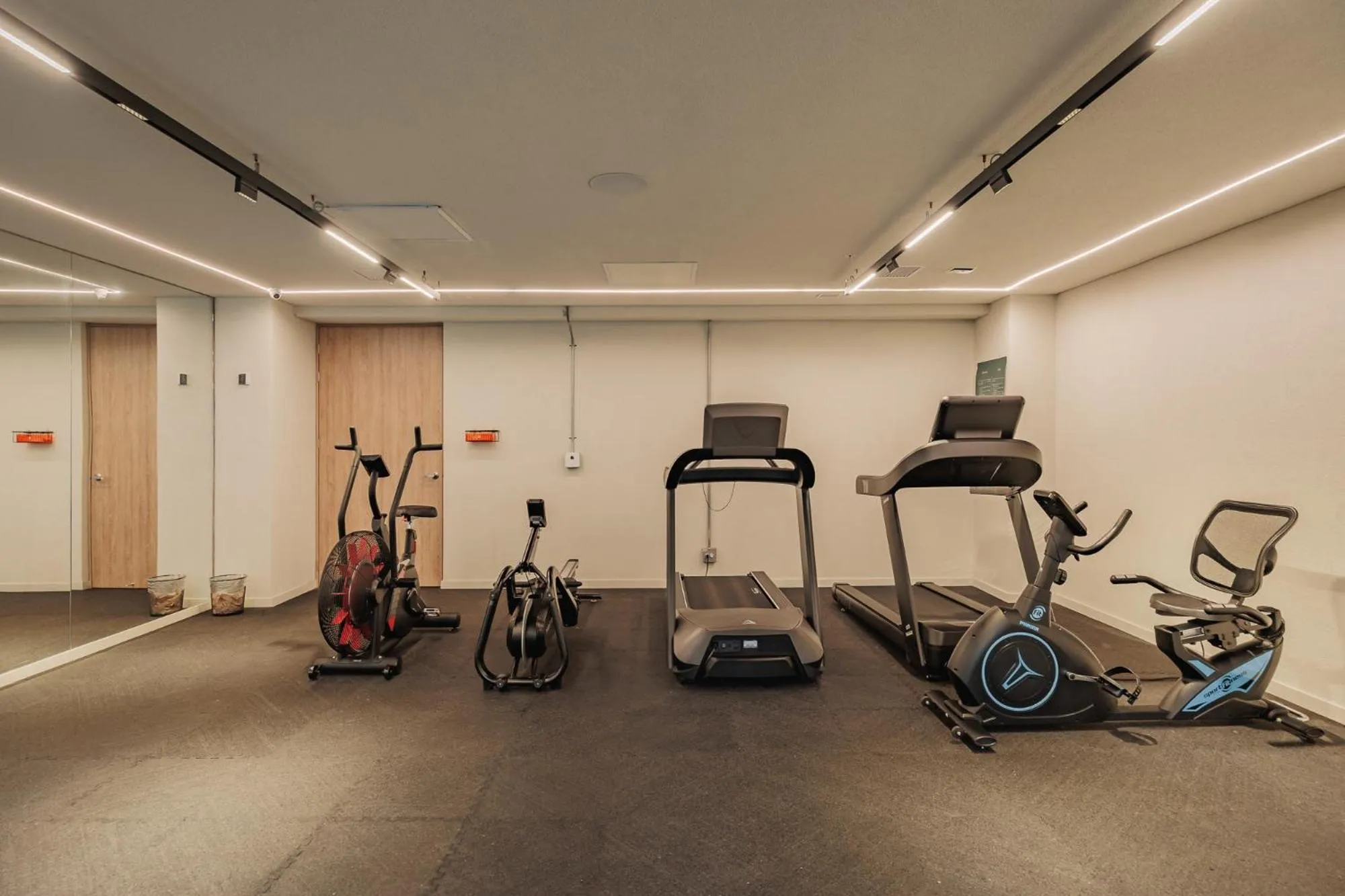 Fitness centre/facilities in Versus Hotel