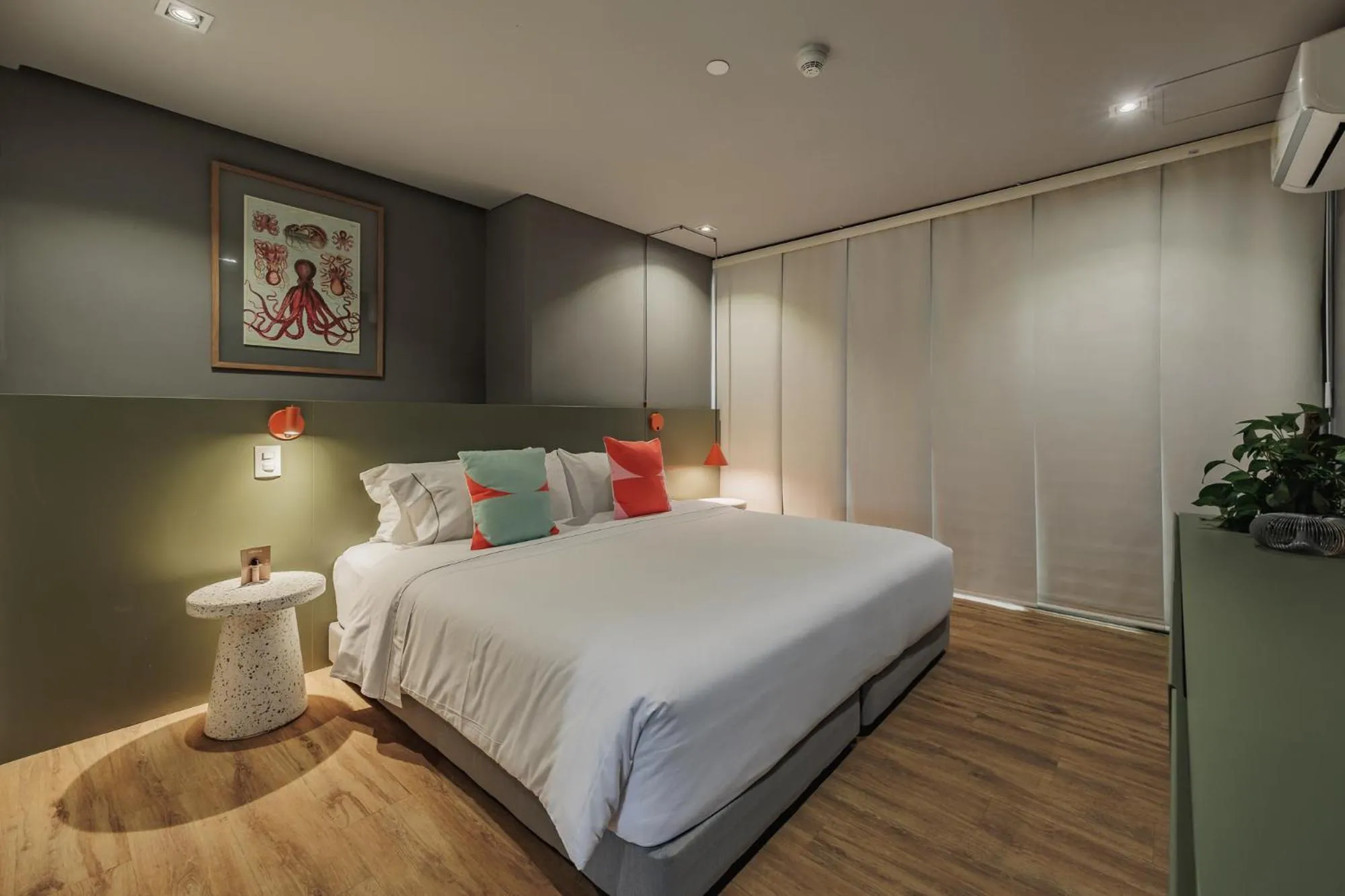 Bedroom in Versus Hotel