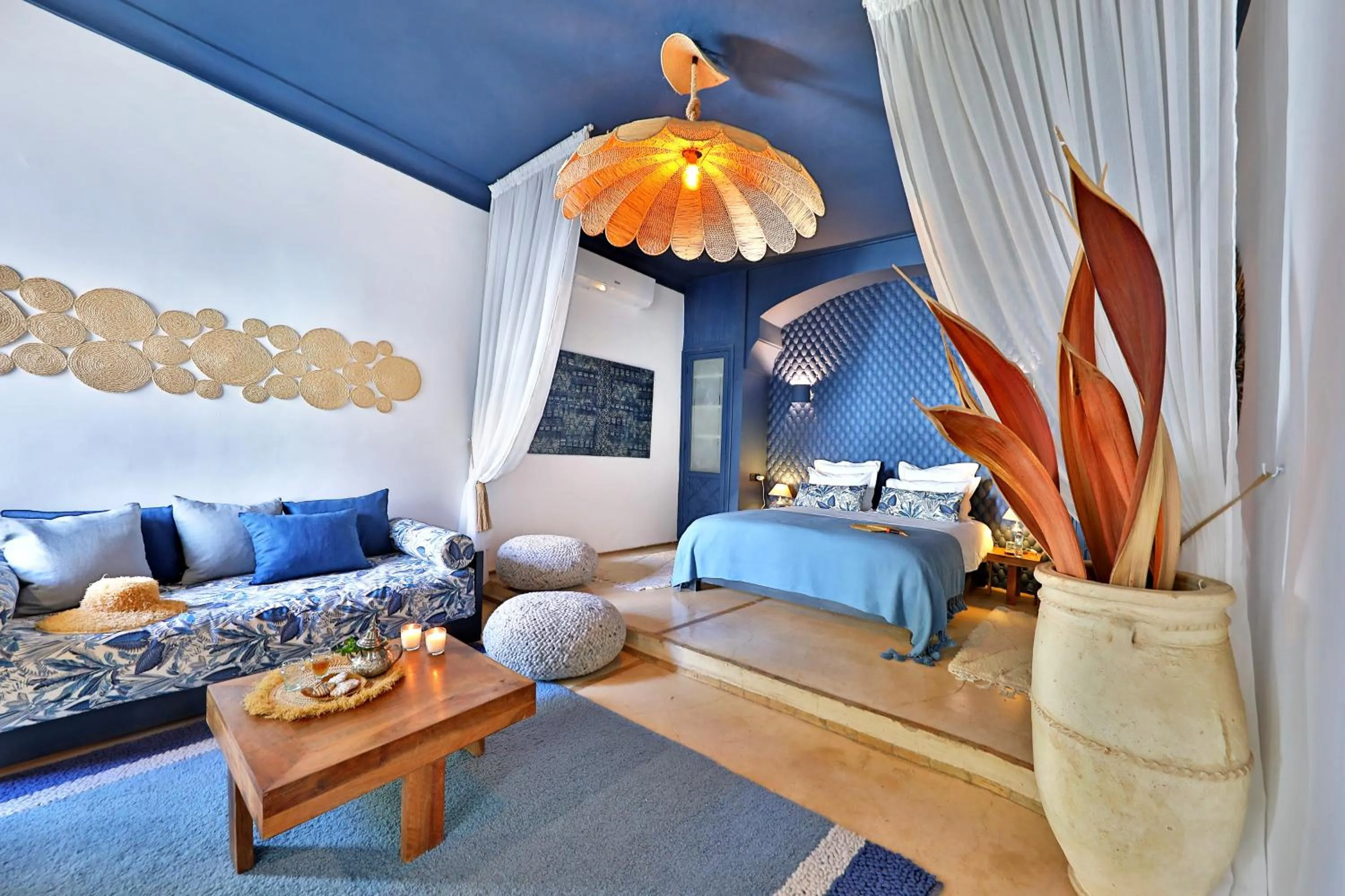 Decorative detail, Bed in Riad Anyssates