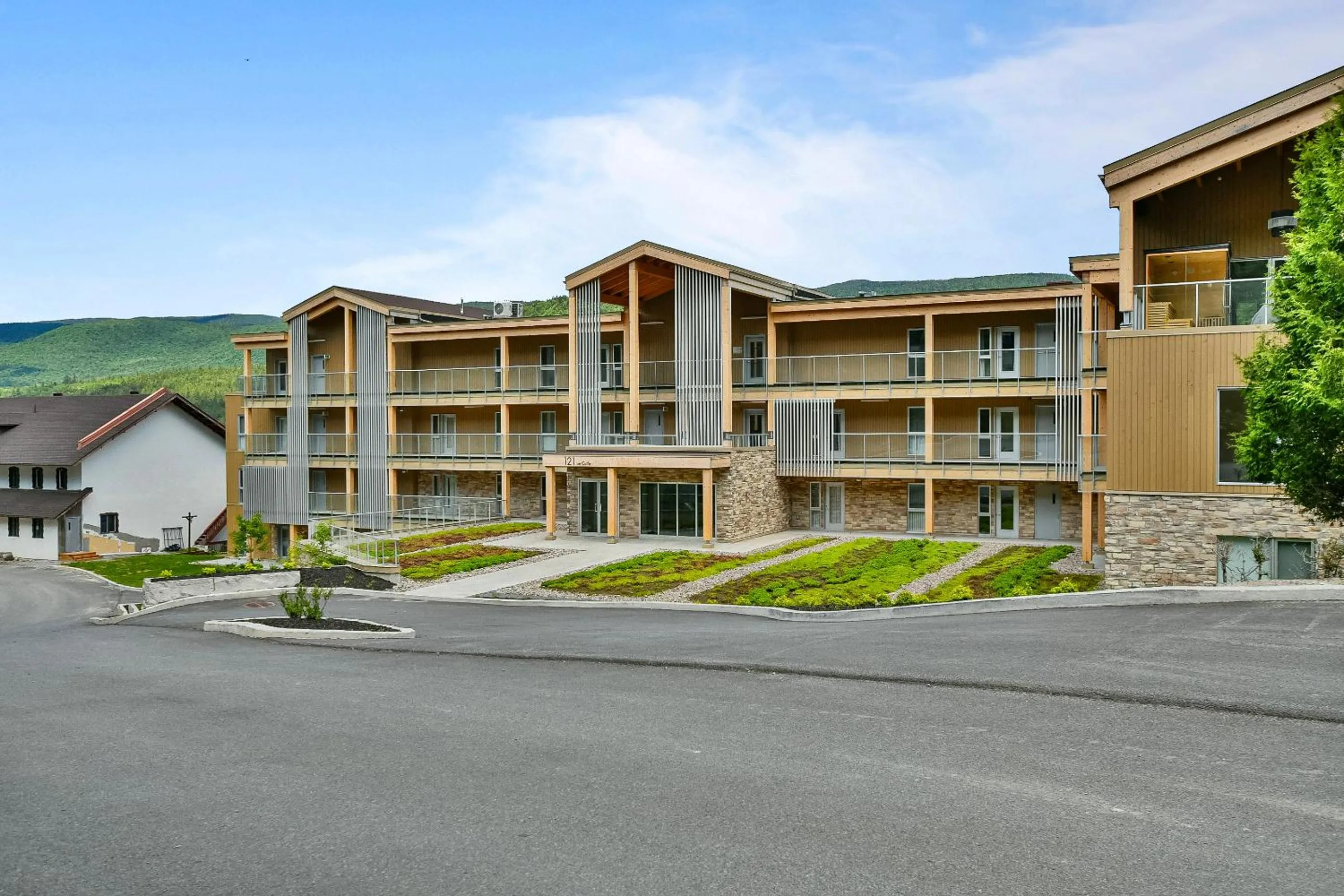 Lago by Tremblant Platinum