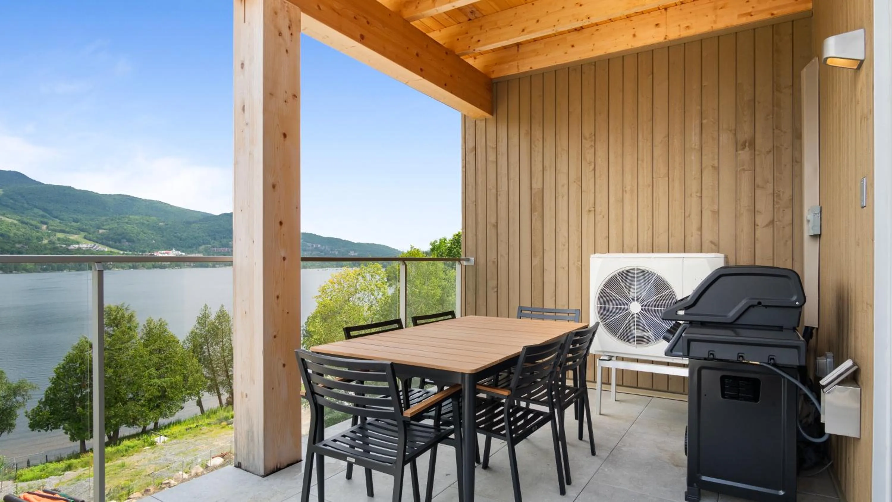 Lago by Tremblant Platinum