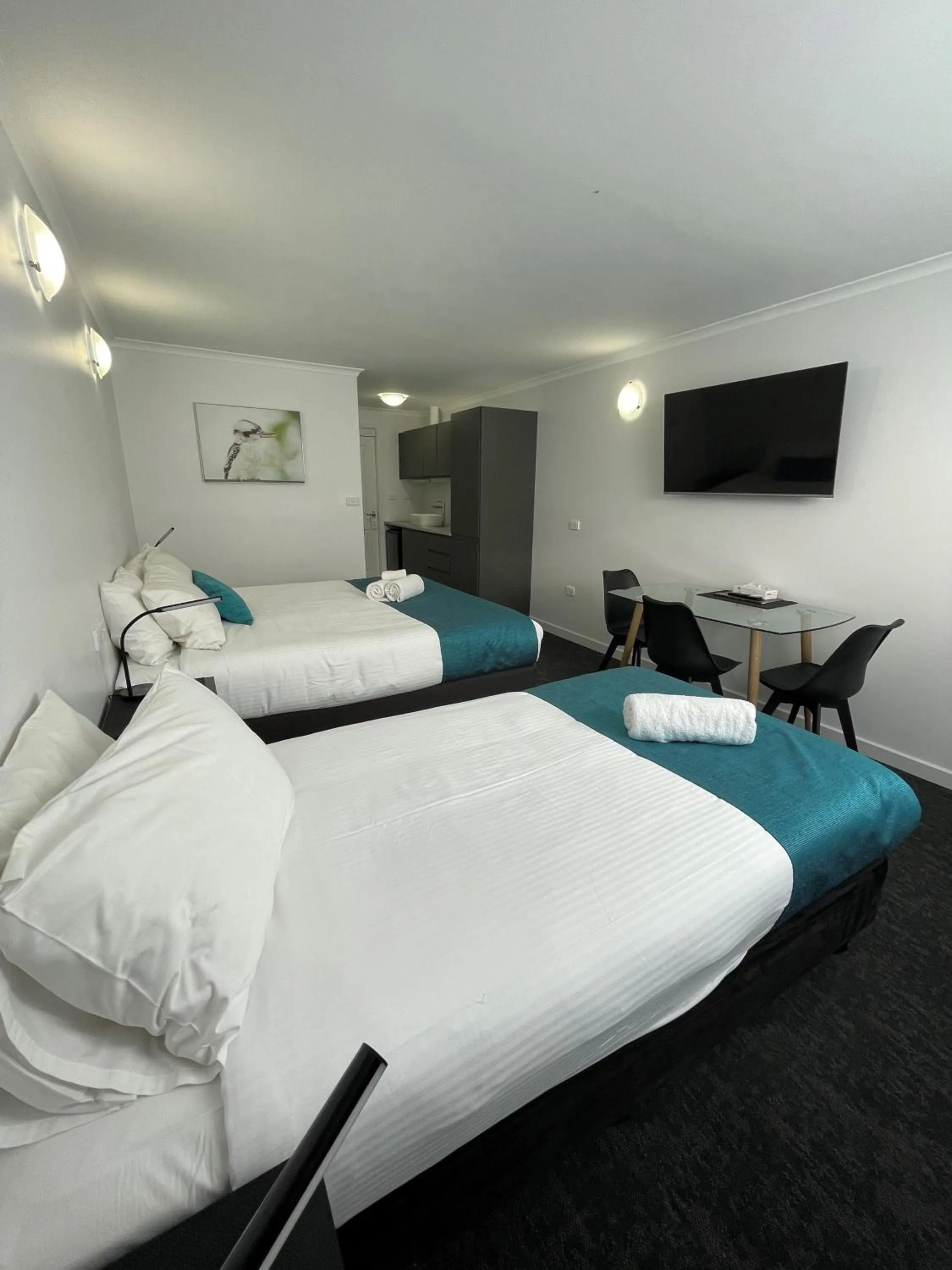 TV and multimedia, Bed in Barham Bridge Motor Inn