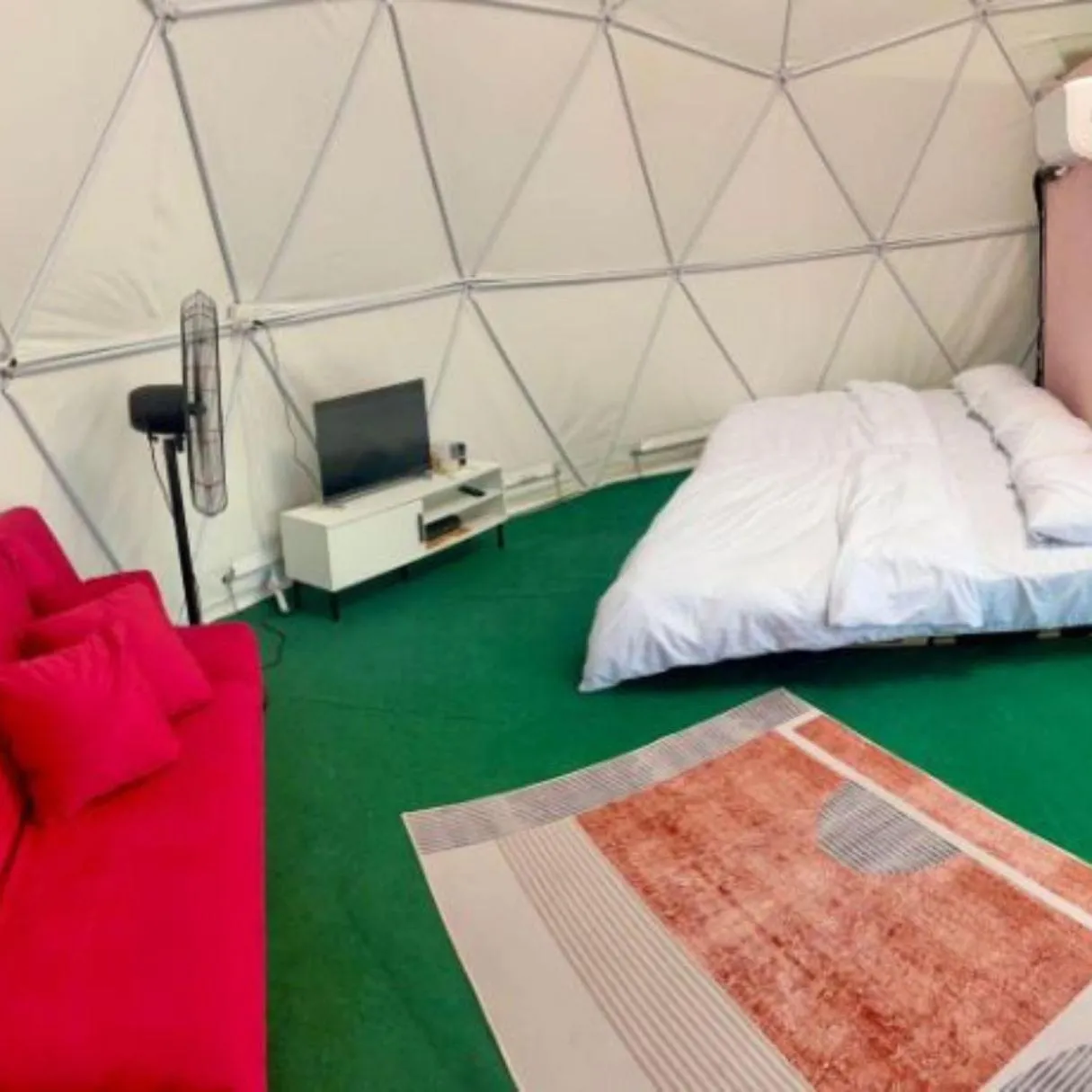 Bed in Qowiy Village Langat