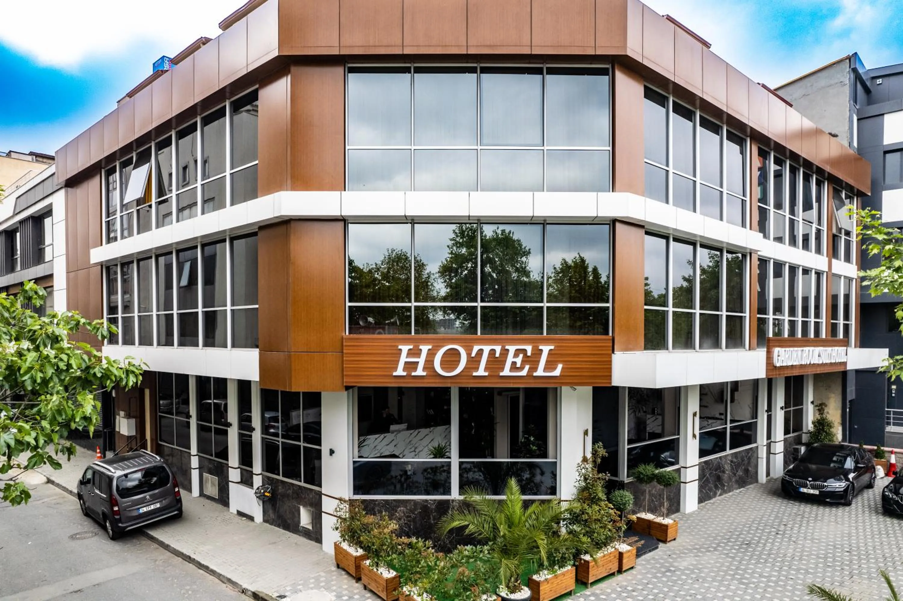 Property building in Garden Room Suit Hotel