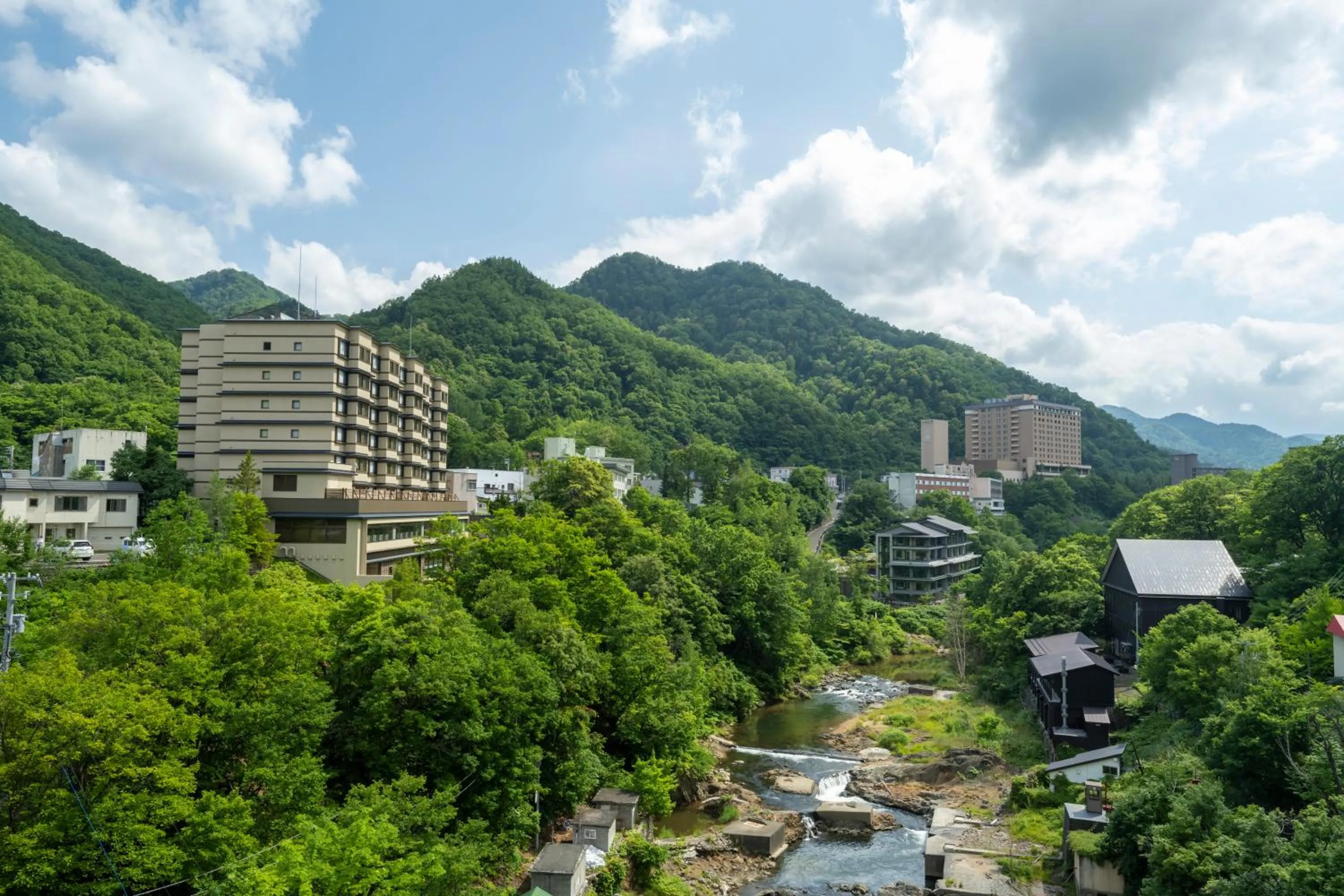 Natural landscape in Jozankei Onsen Yurakusoan