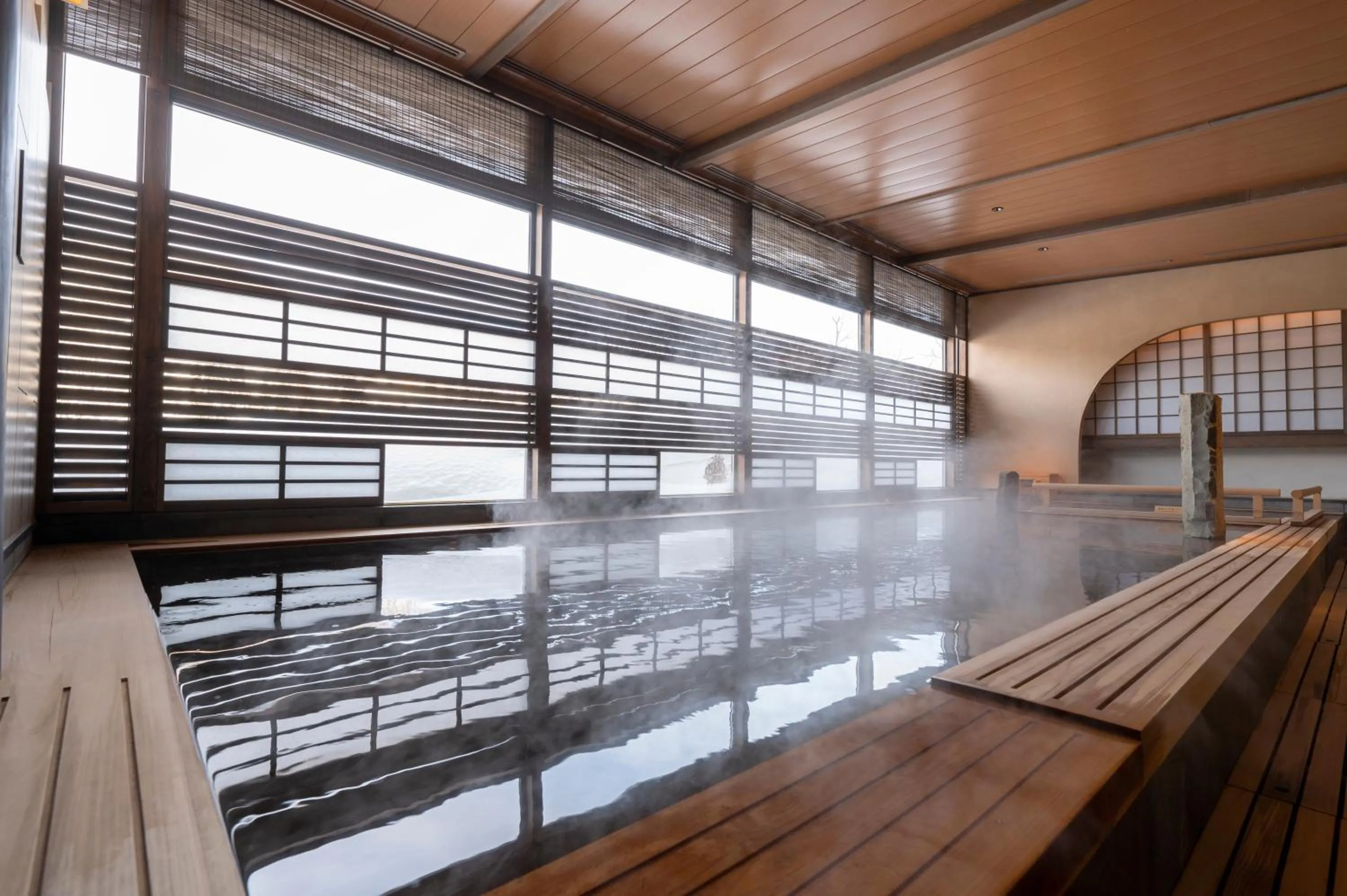 Public Bath in Jozankei Onsen Yurakusoan