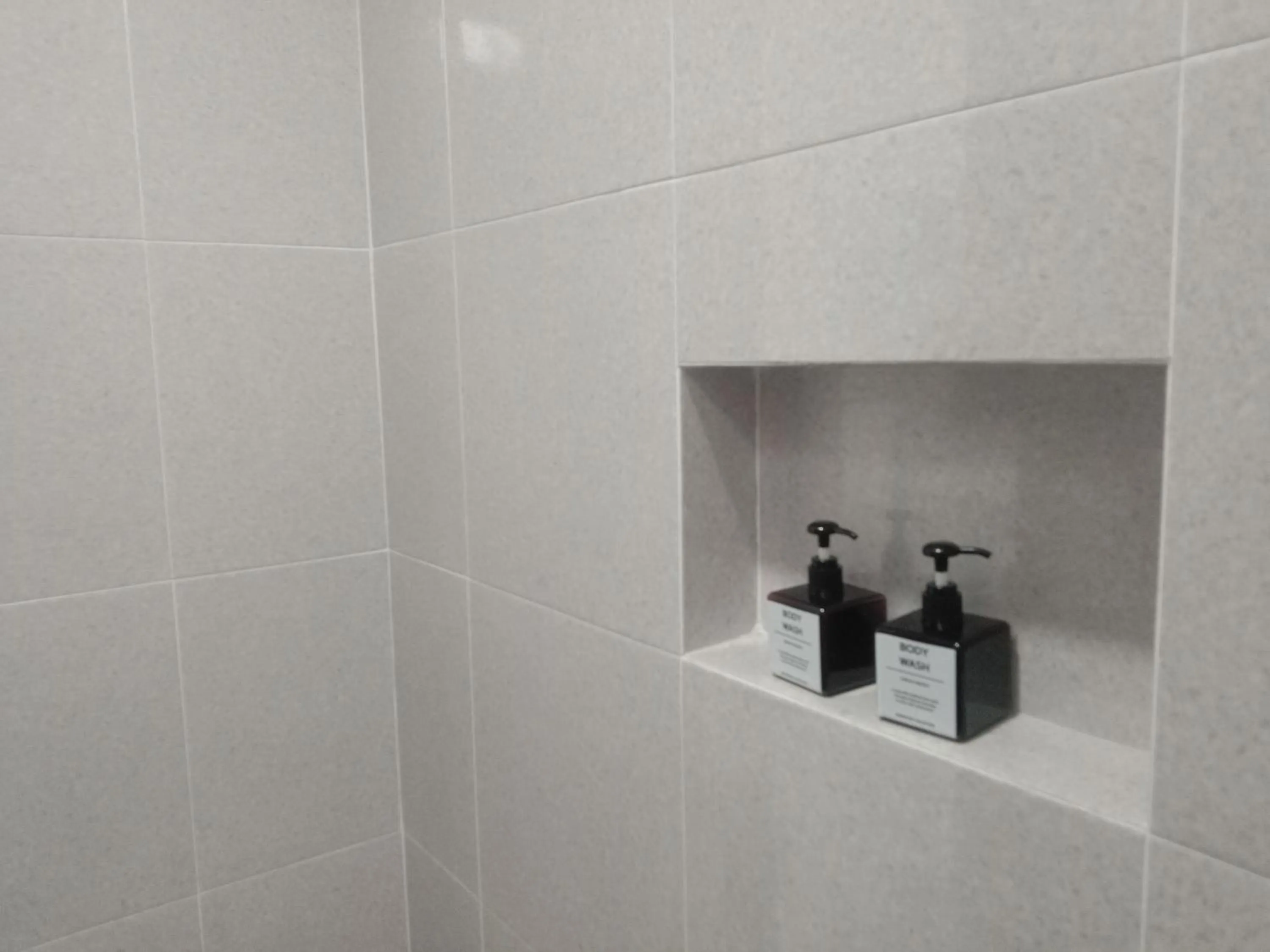 Bathroom in Urbanview Badran Residence Syariah Manahan