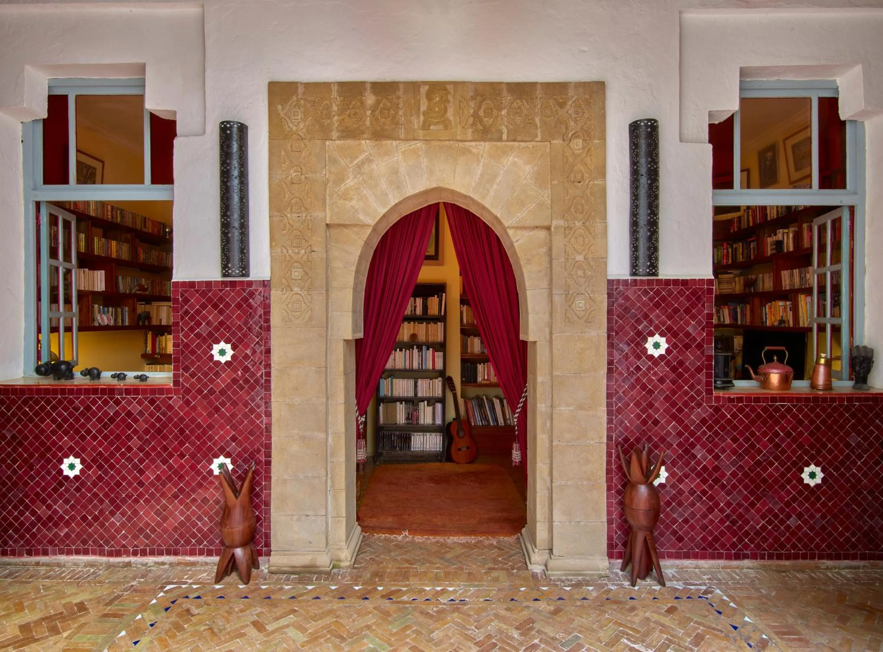Library in Ryad Watier & SPA