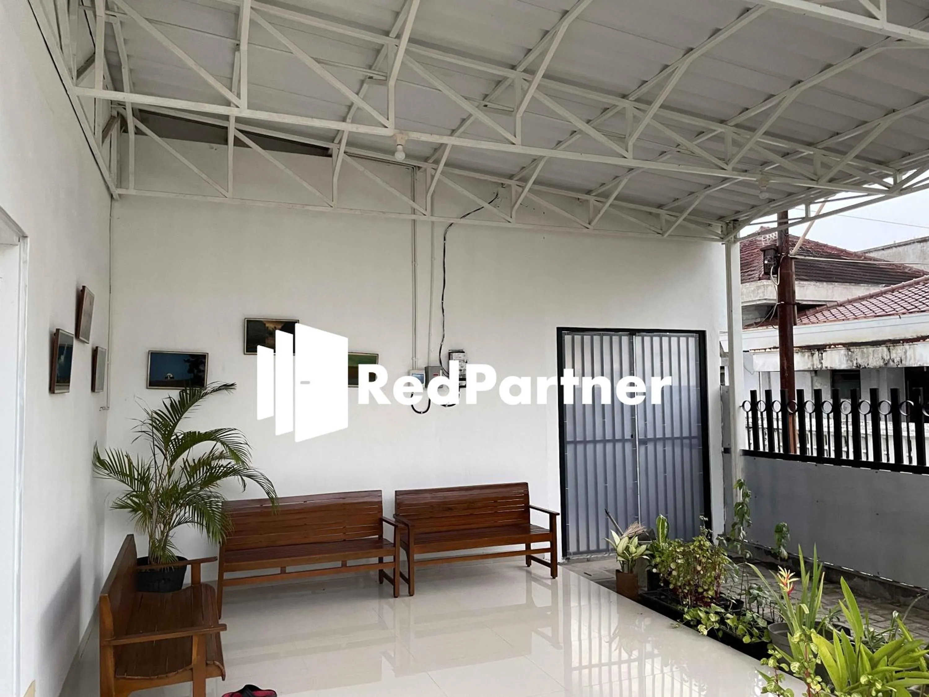 Property building in Hotel Pusponjolo Syariah Semarang Mitra RedDoorz