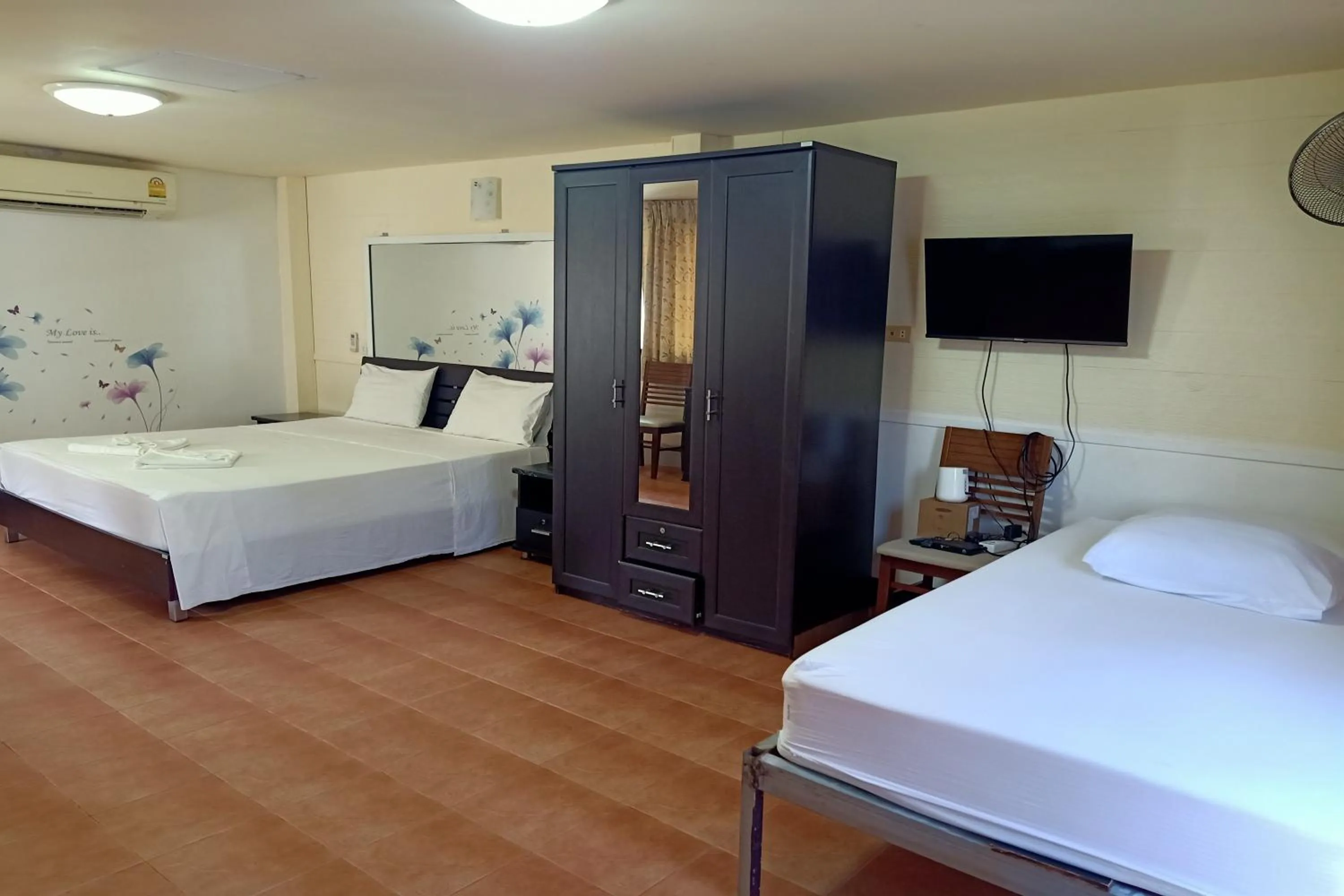 Bed in Sonya Residence