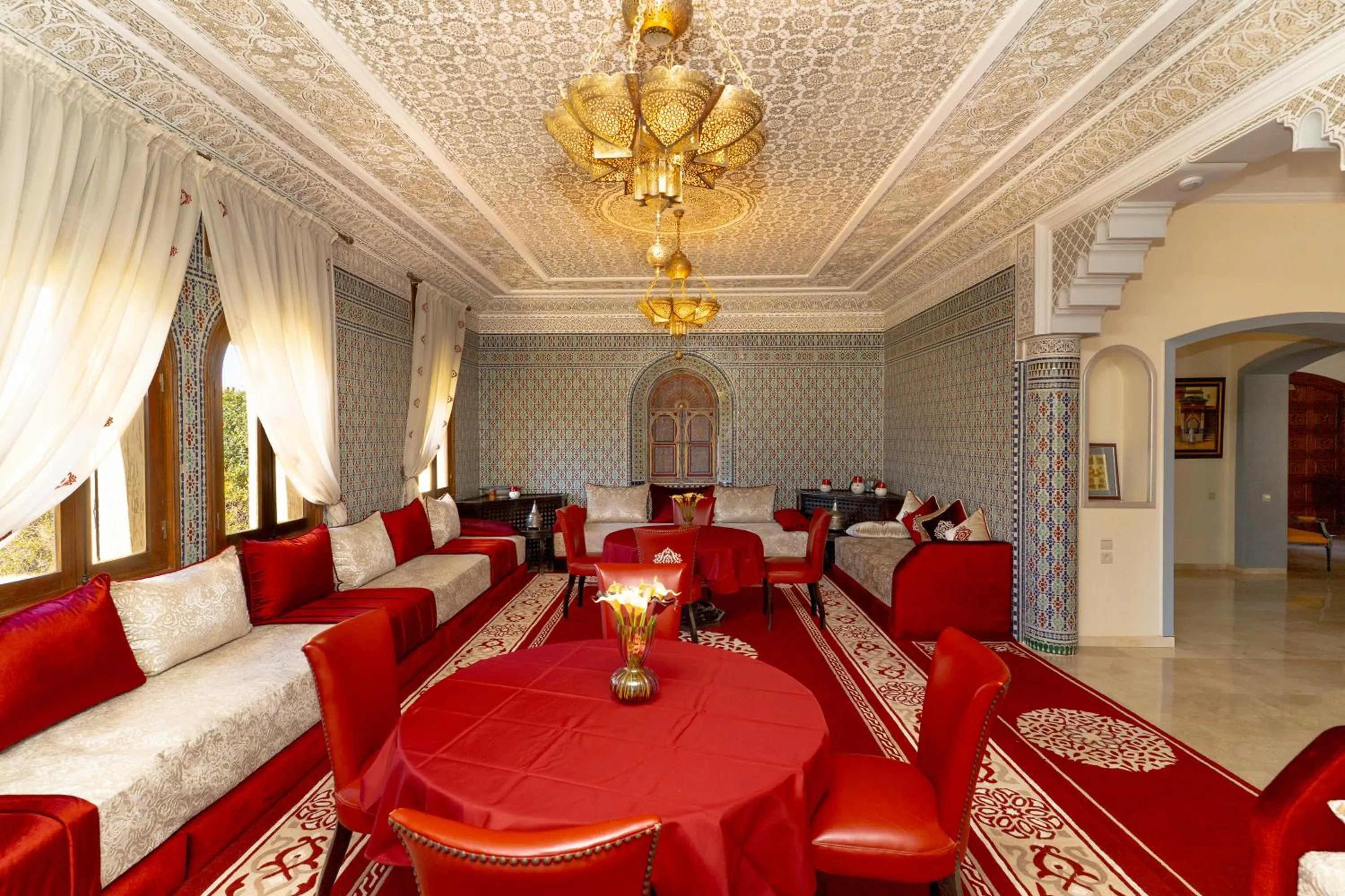 Restaurant/places to eat in Palais les sources de l'atlas, Padel & spa