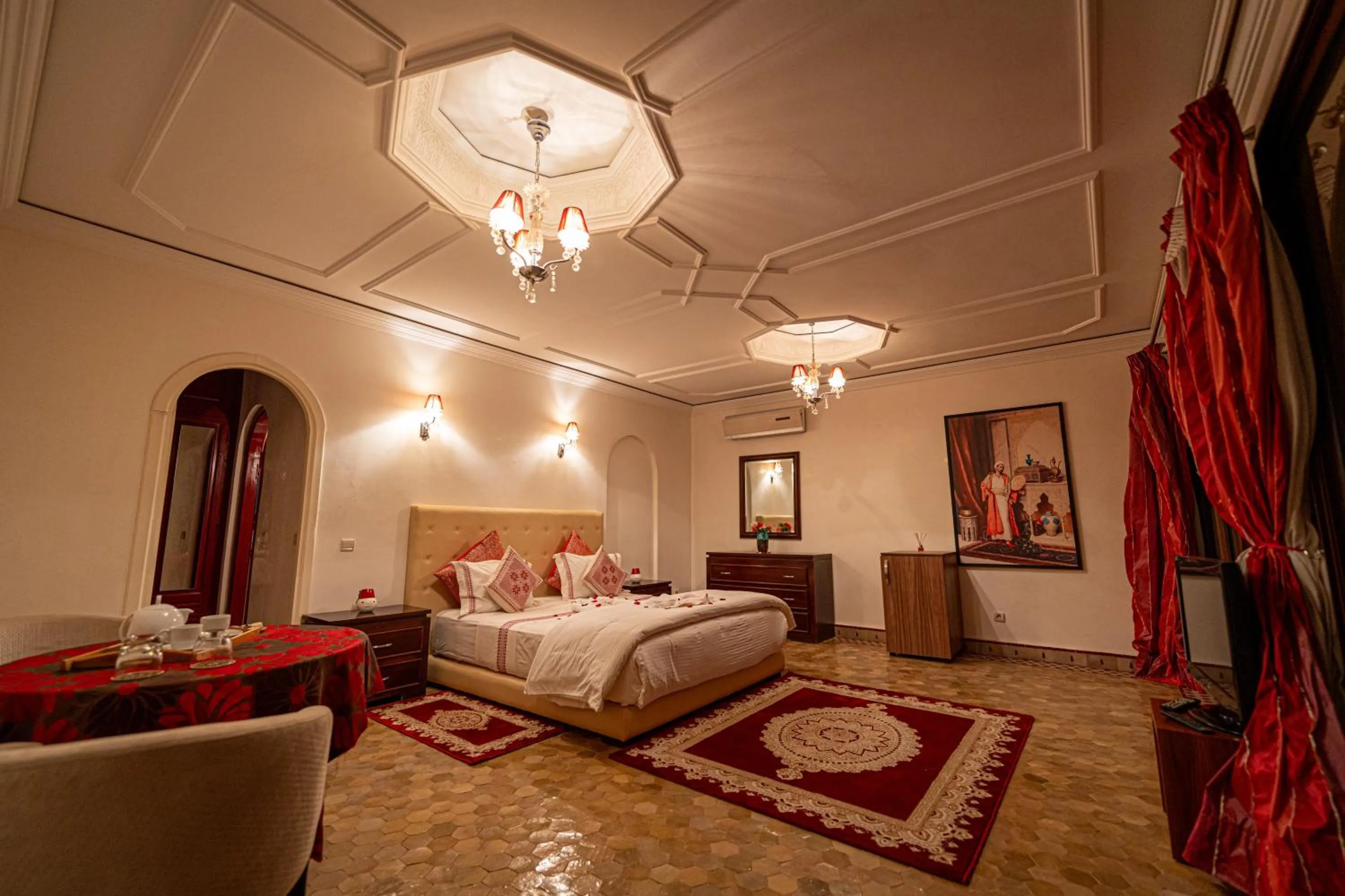 Photo of the whole room, Bed in Palais les sources de l'atlas & spa