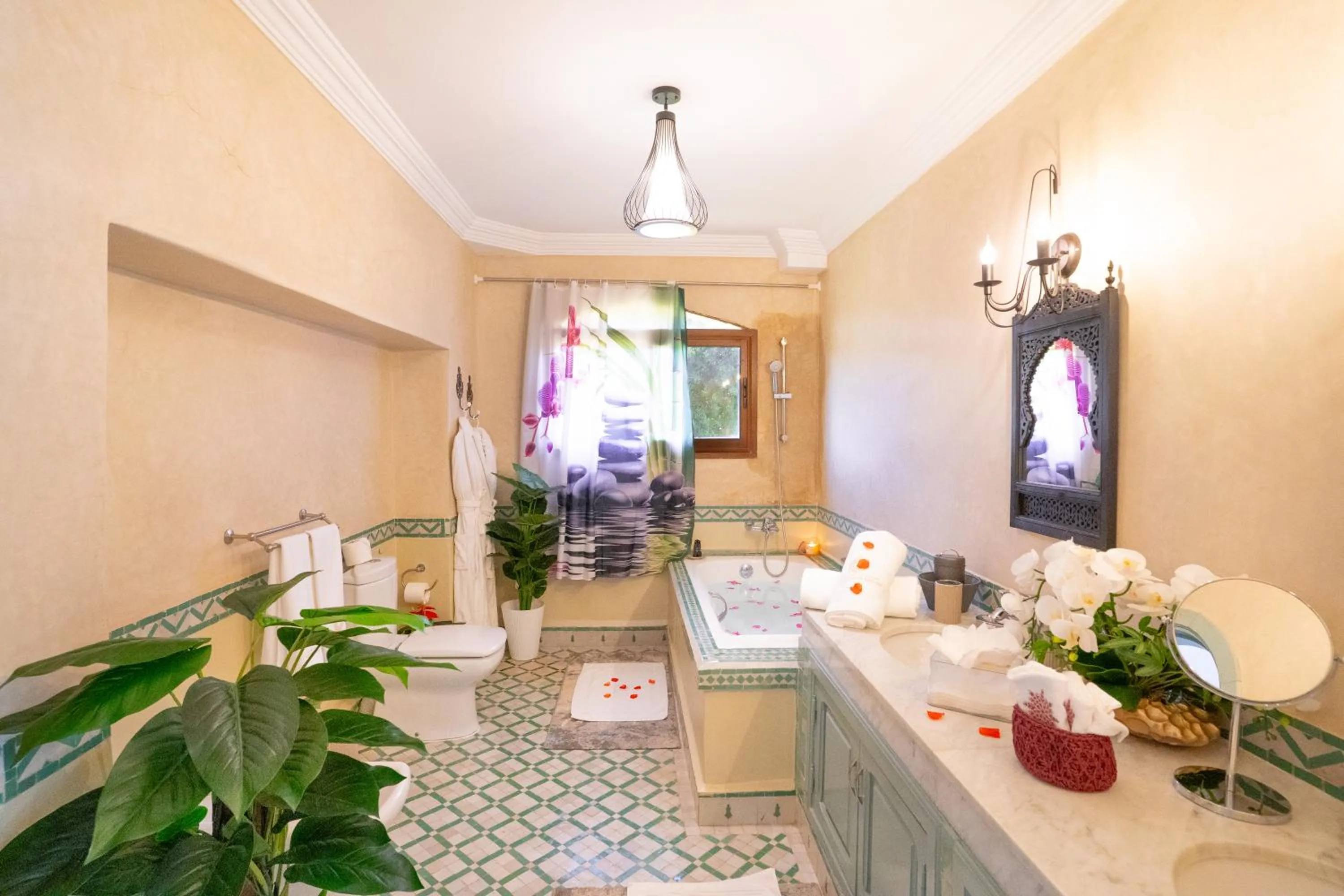 Bathroom in Palais les sources de l'atlas, Padel & spa