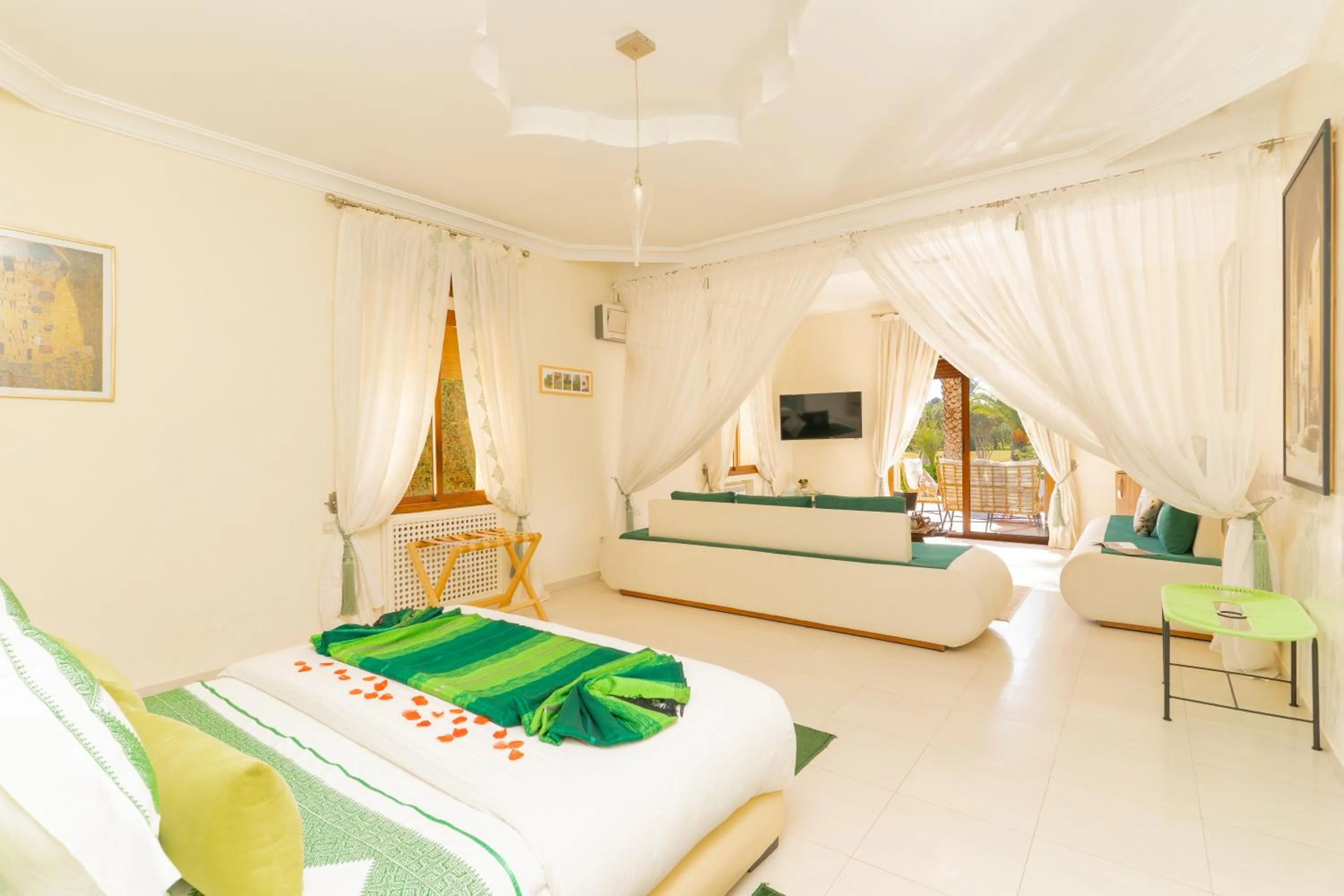 Bed in Palais les sources de l'atlas, Padel & spa