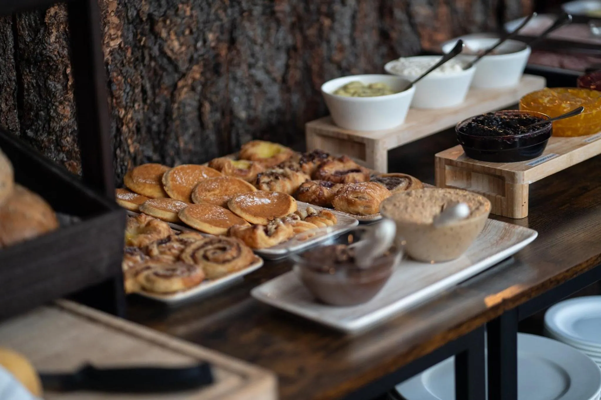 Buffet breakfast in Hotel Breiddalsvik