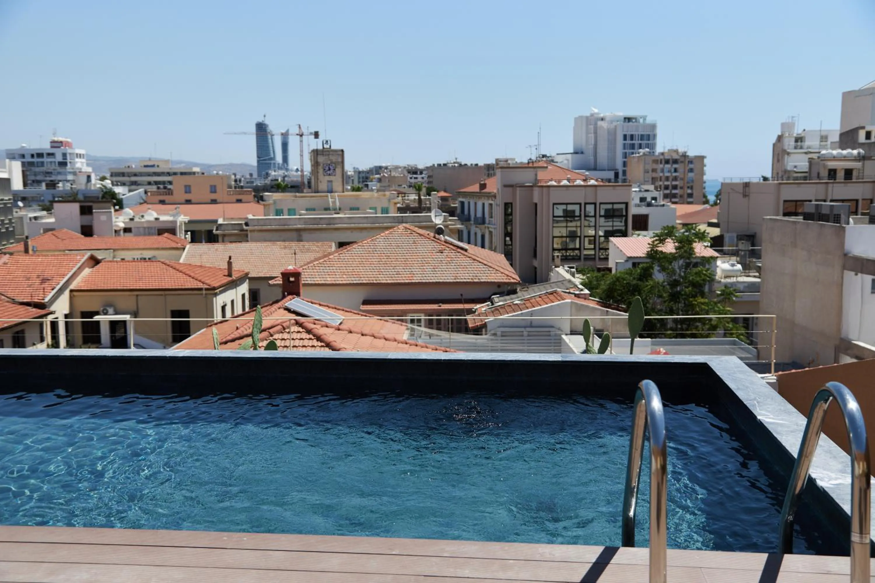 Swimming pool in Alinea Primo Historic Center